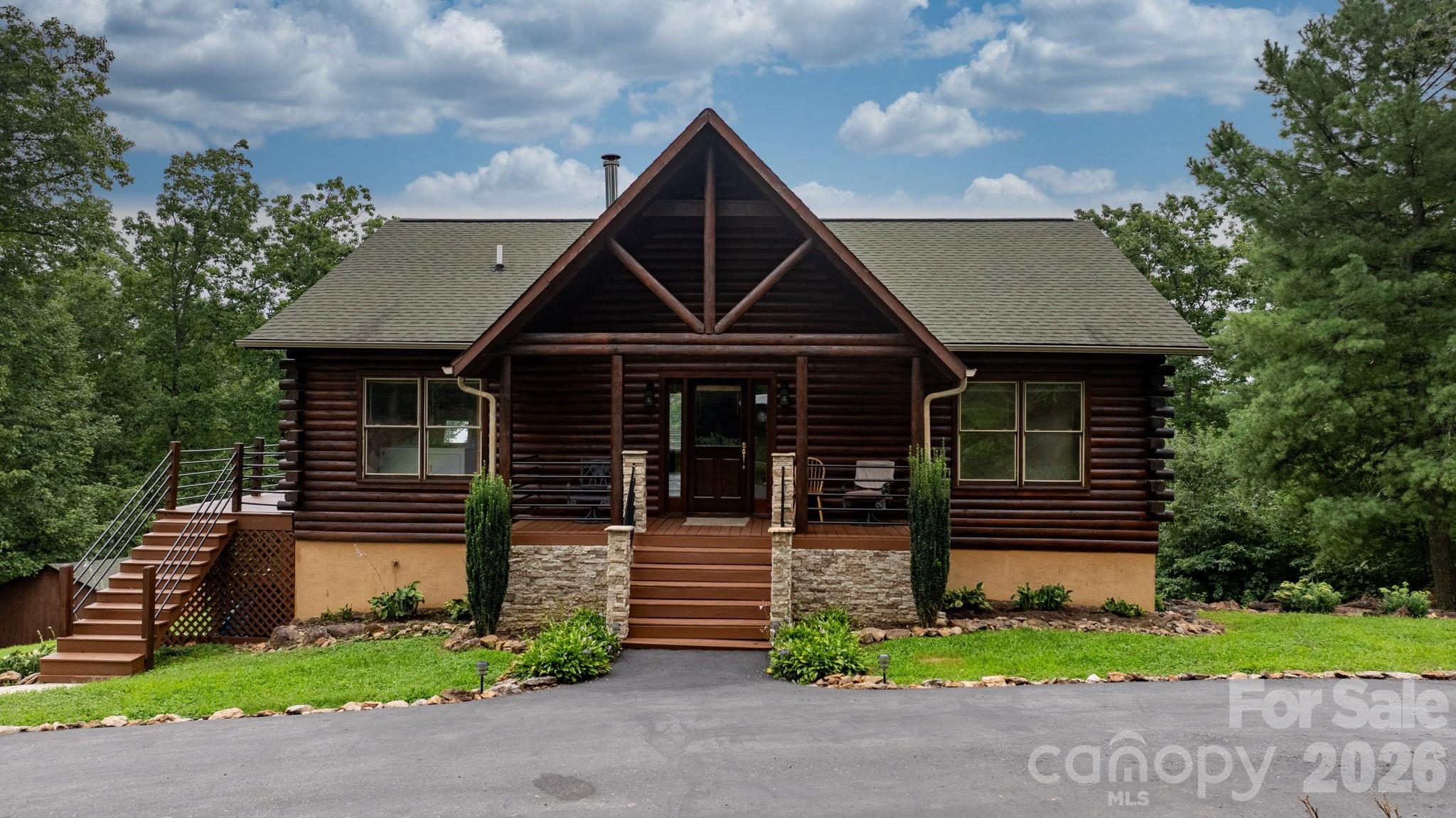 422 Ridge Creek Drive Property Photo 1