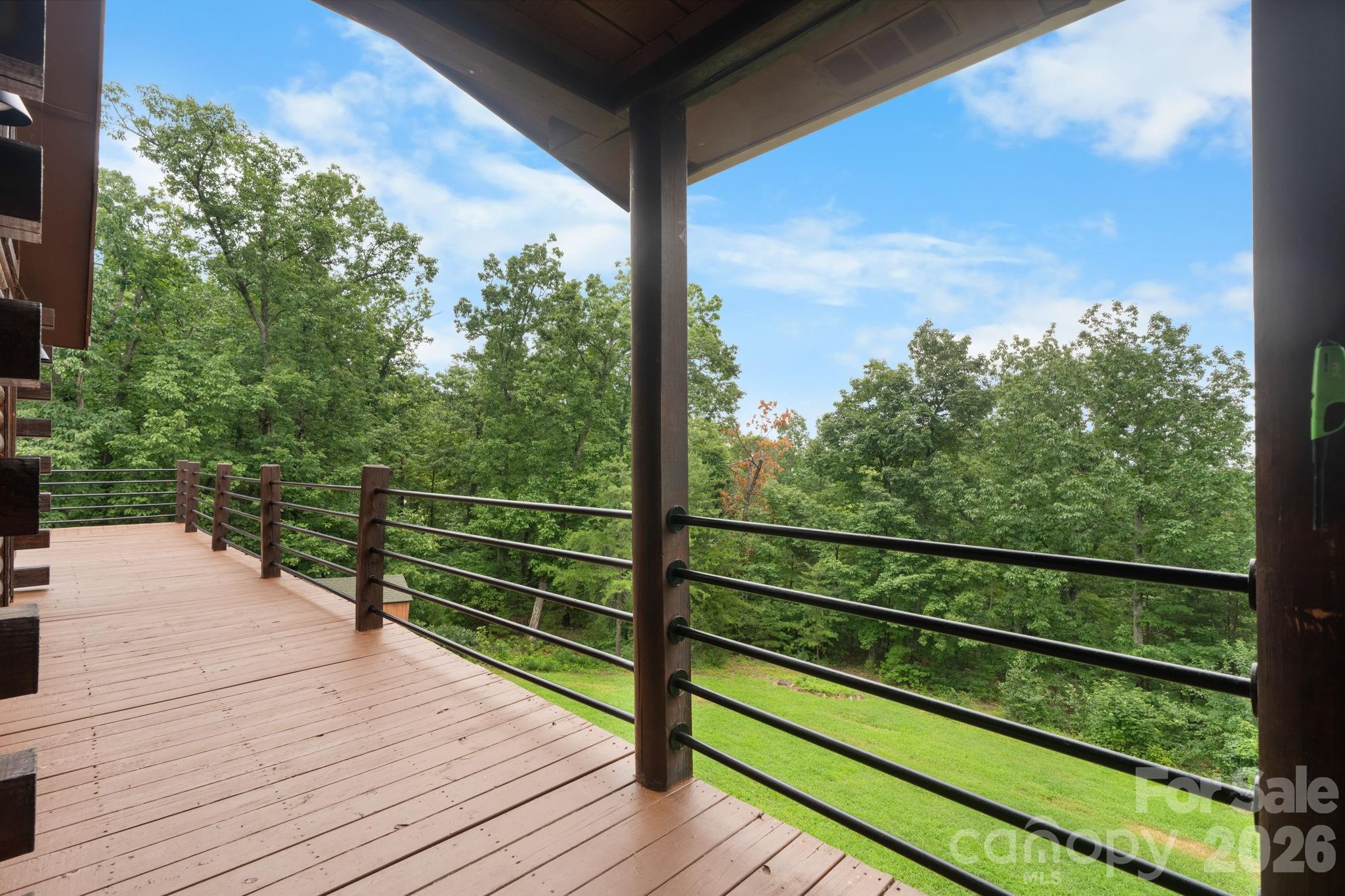 422 Ridge Creek Drive Property Photo 8