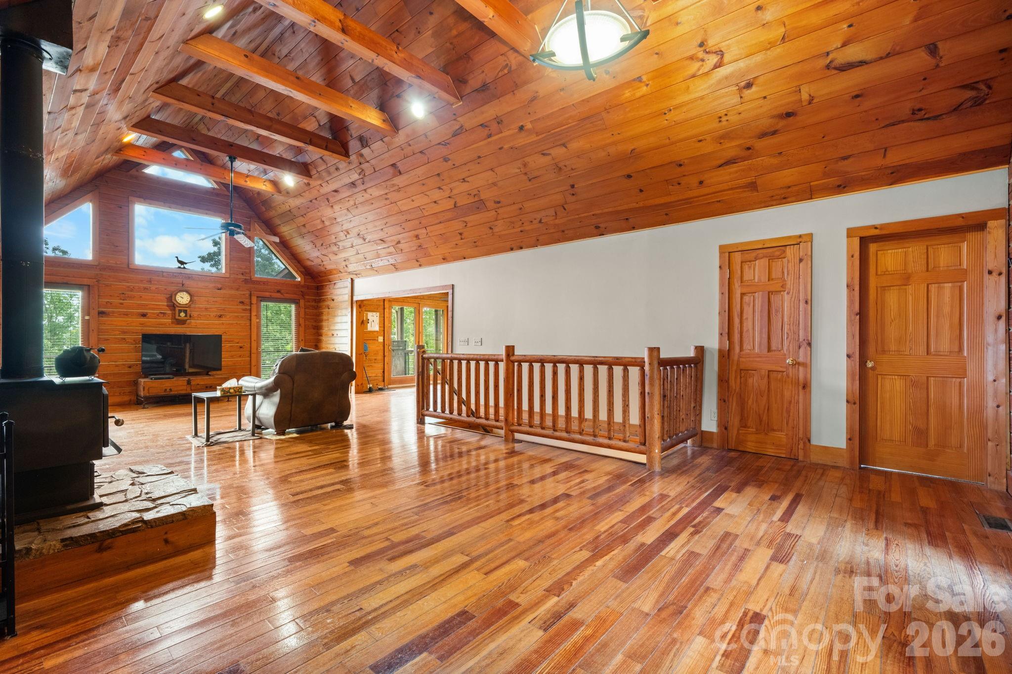 422 Ridge Creek Drive Property Photo 10