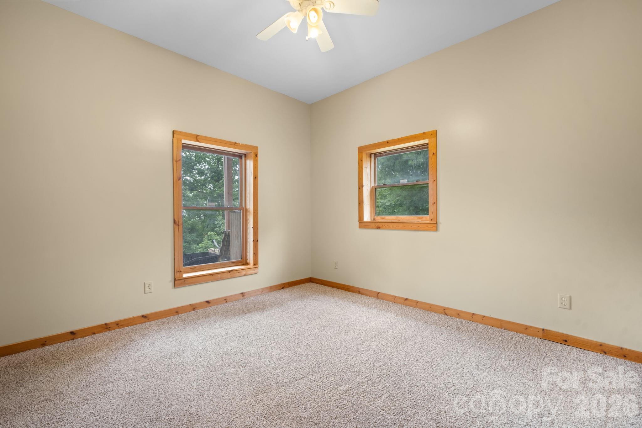 422 Ridge Creek Drive Property Photo 25