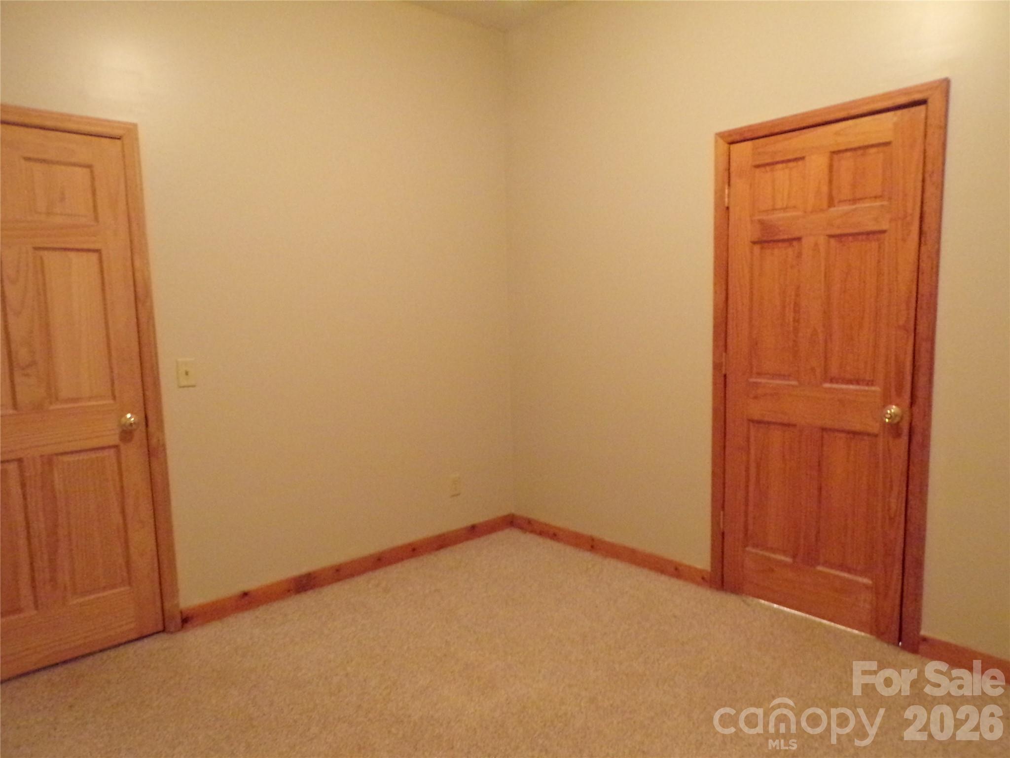422 Ridge Creek Drive Property Photo 26