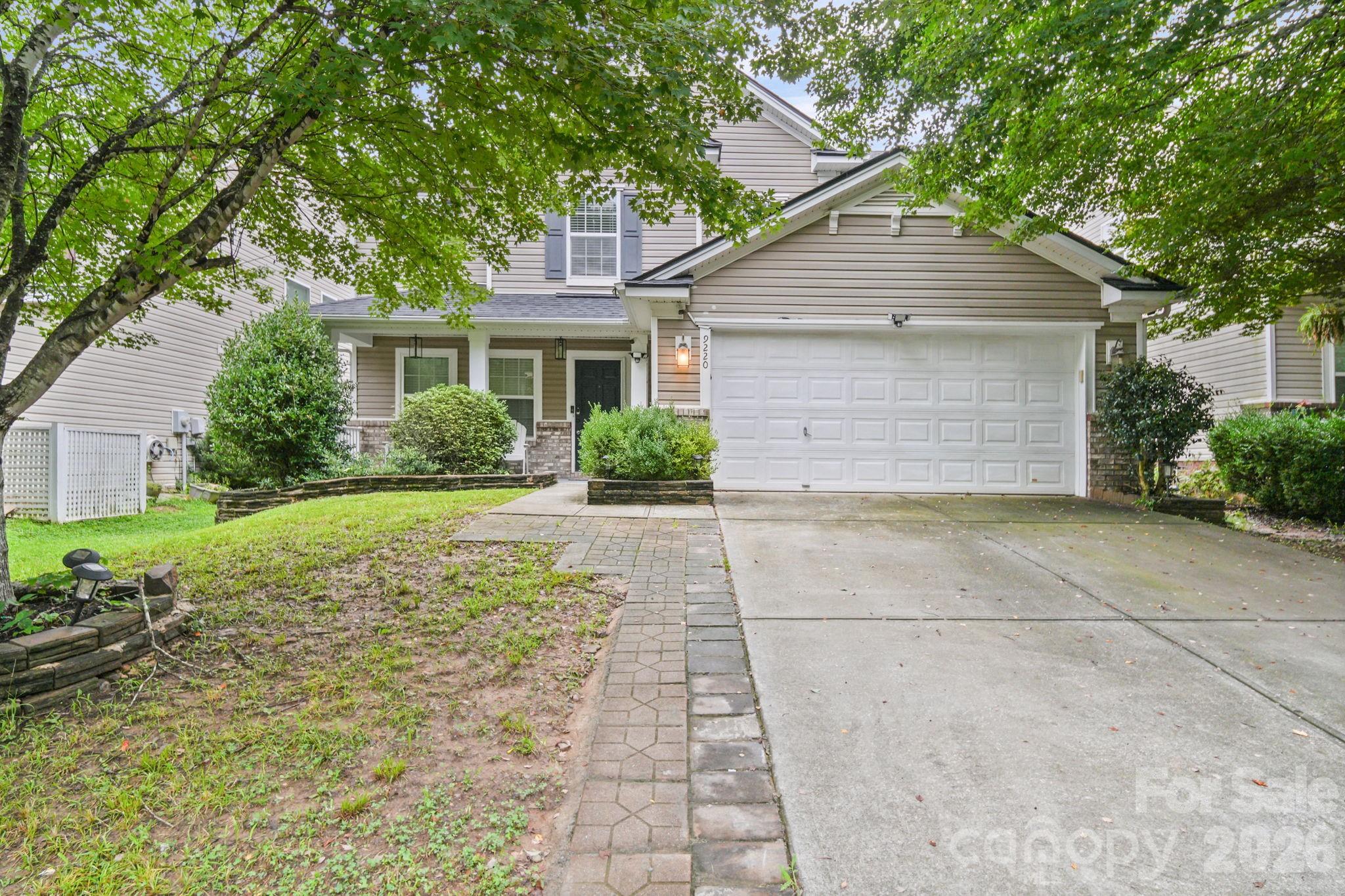 9220 Seamill Road Property Photo 2