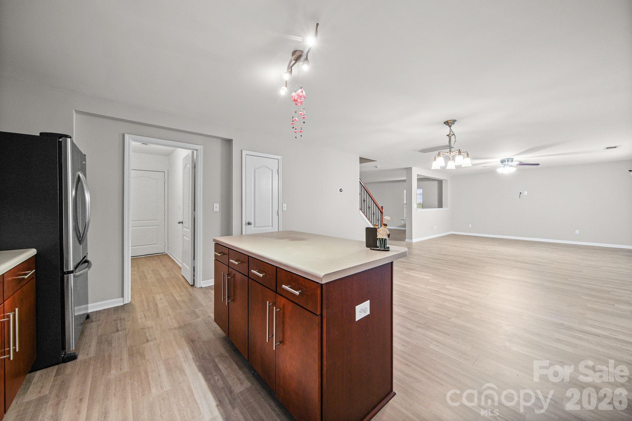 9220 Seamill Road Property Photo 3