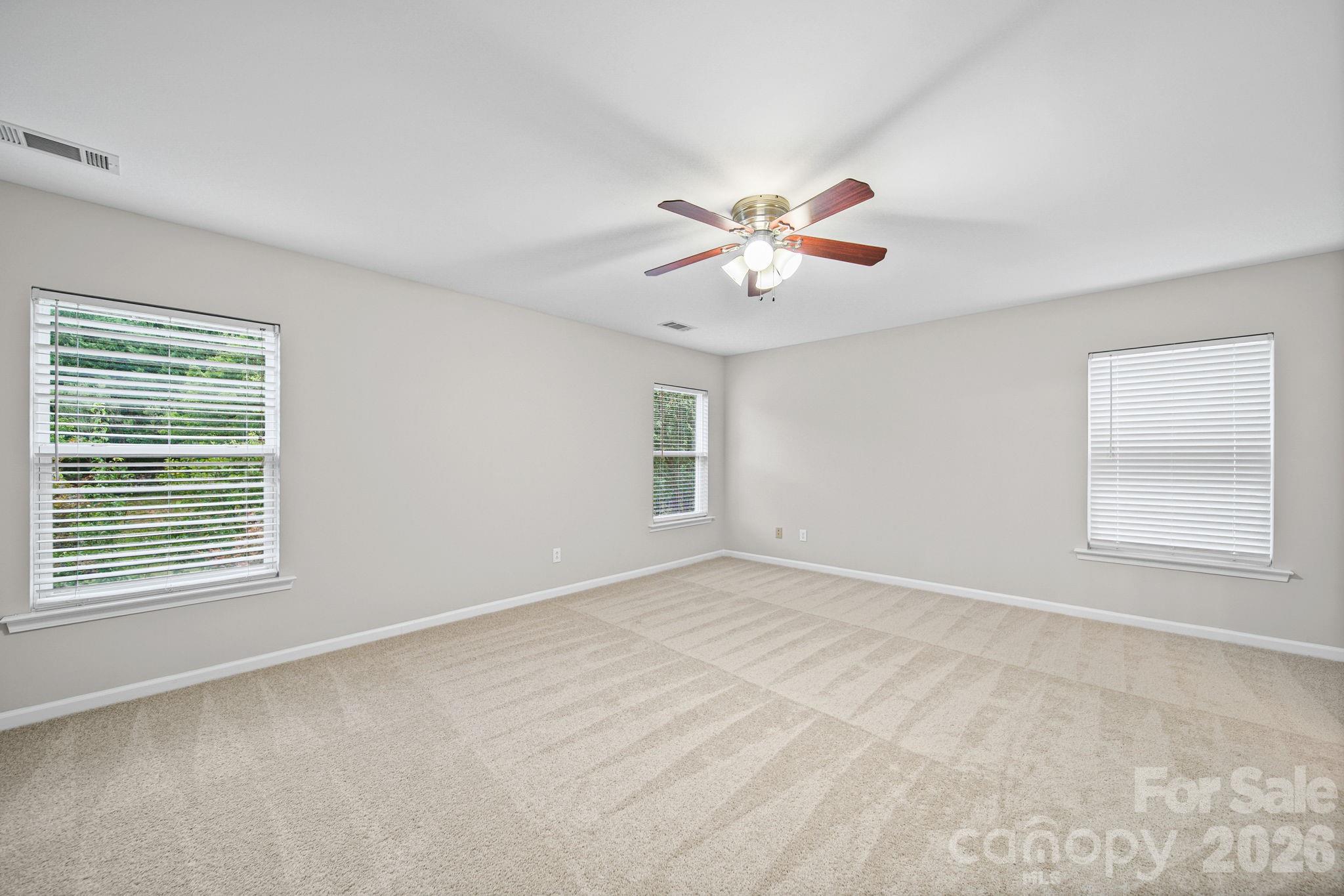 9220 Seamill Road Property Photo 21