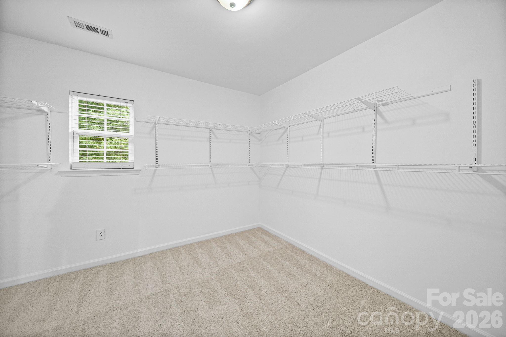 9220 Seamill Road Property Photo 26