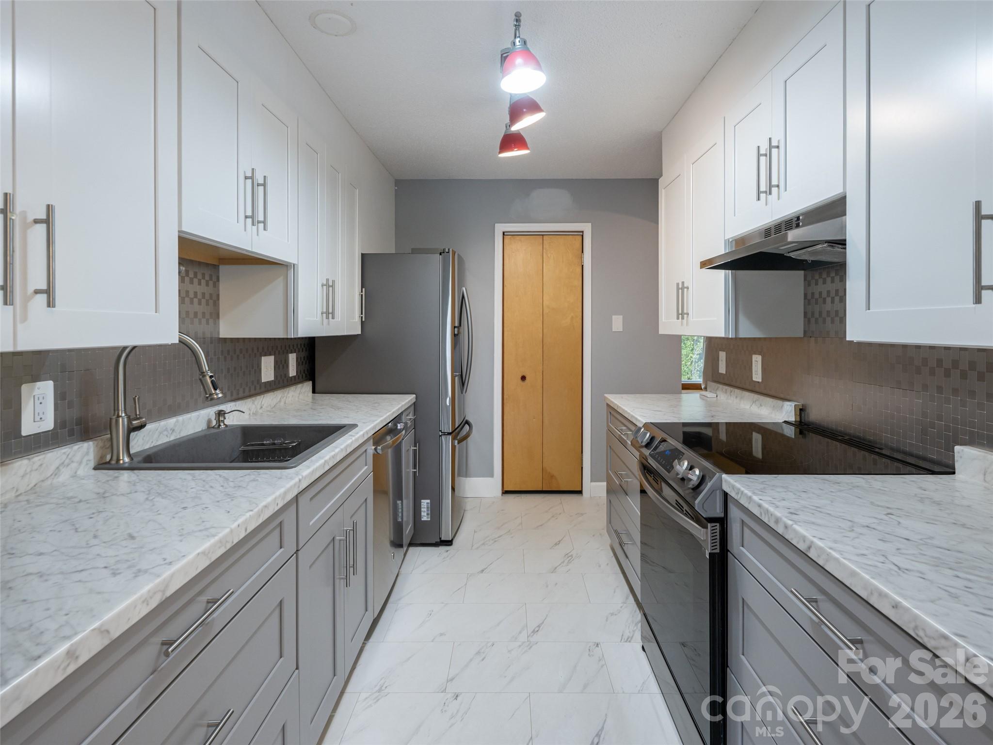 12 Peeler Drive Property Photo 18