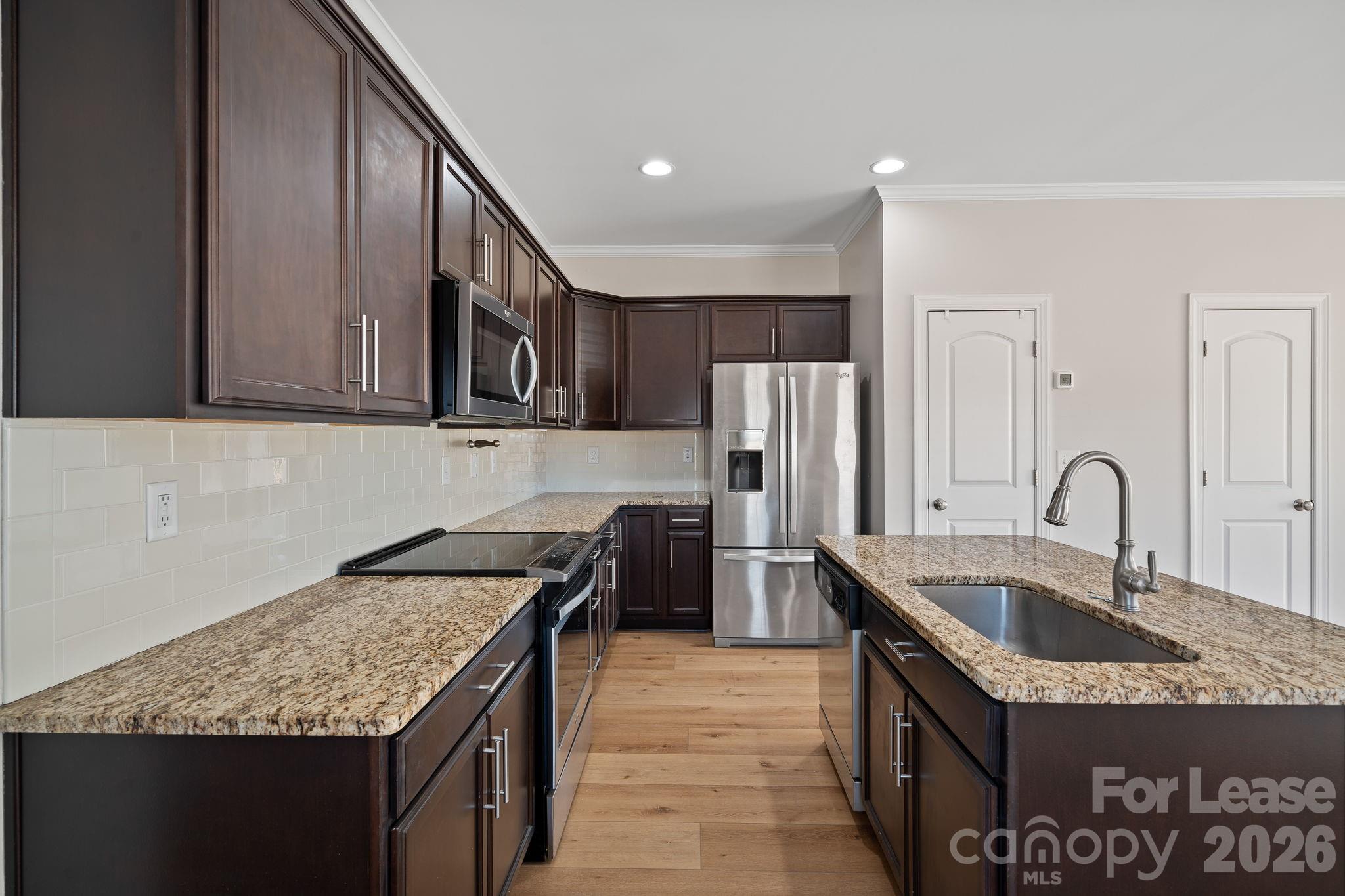 2503 Gallery Drive Property Photo 7