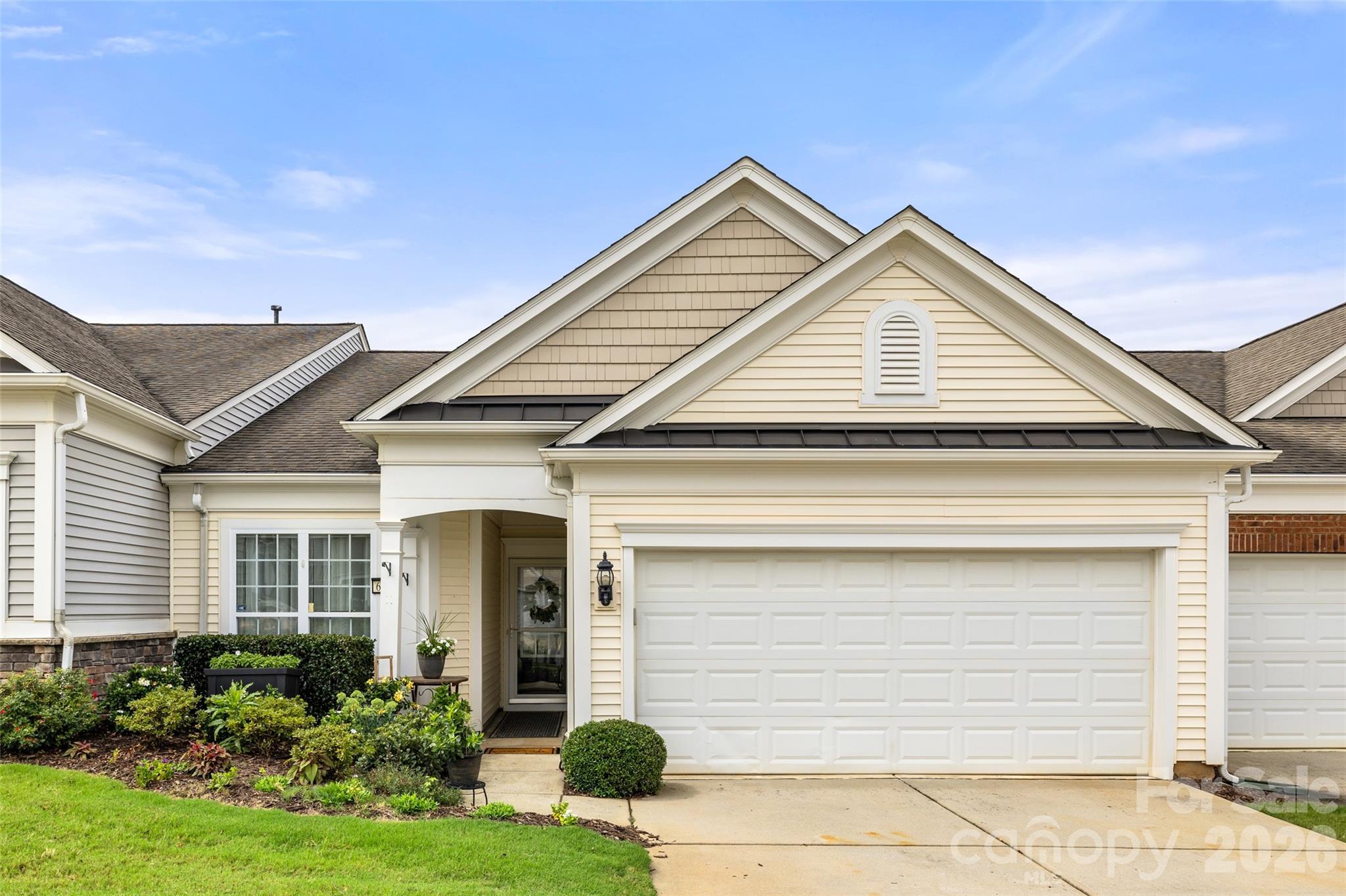 6529 Carolina Commons Drive Property Photo 1