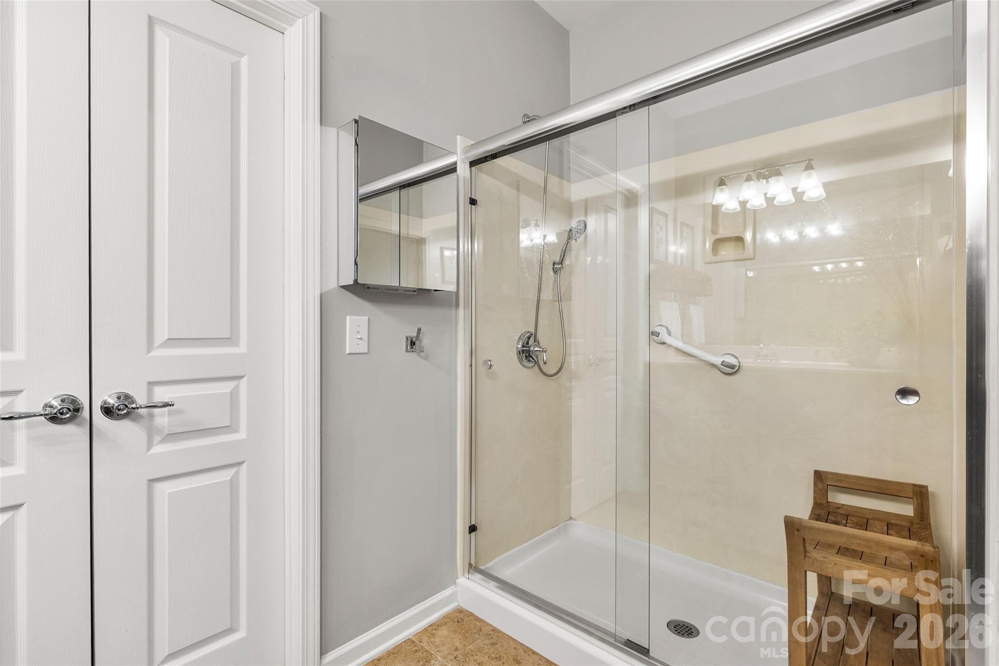 6529 Carolina Commons Drive Property Photo 21