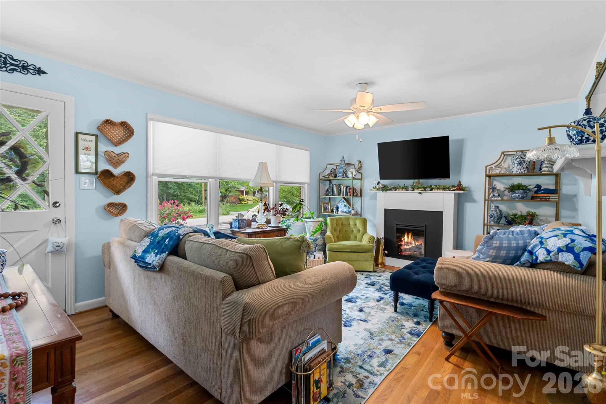 1101 Rosewood Avenue Property Photo 7