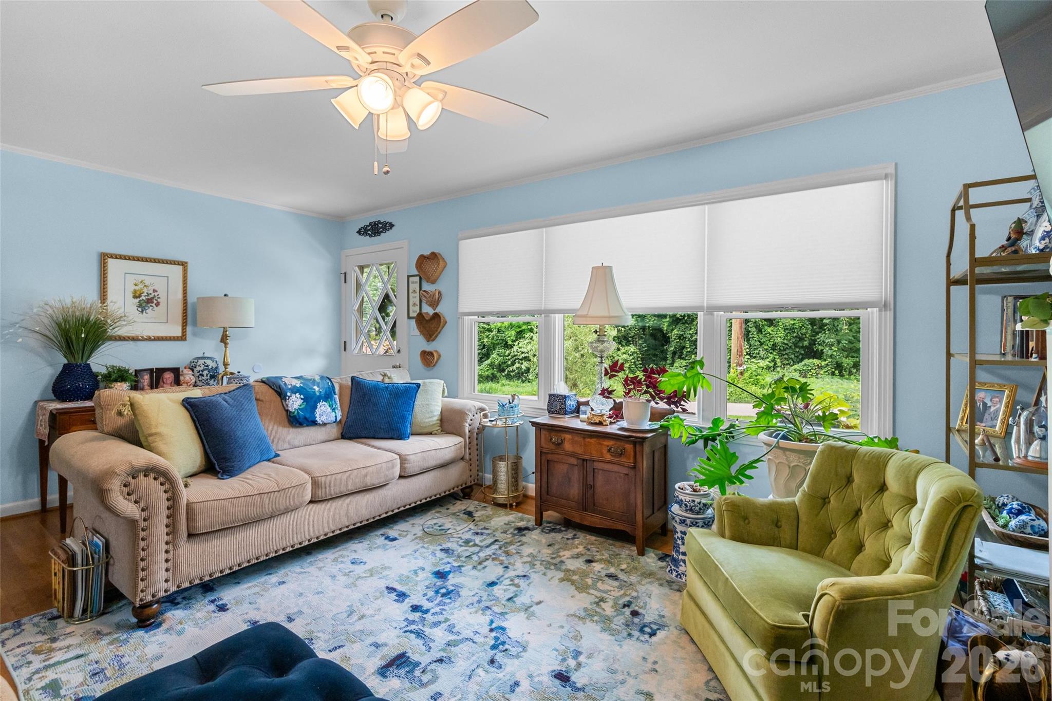 1101 Rosewood Avenue Property Photo 8