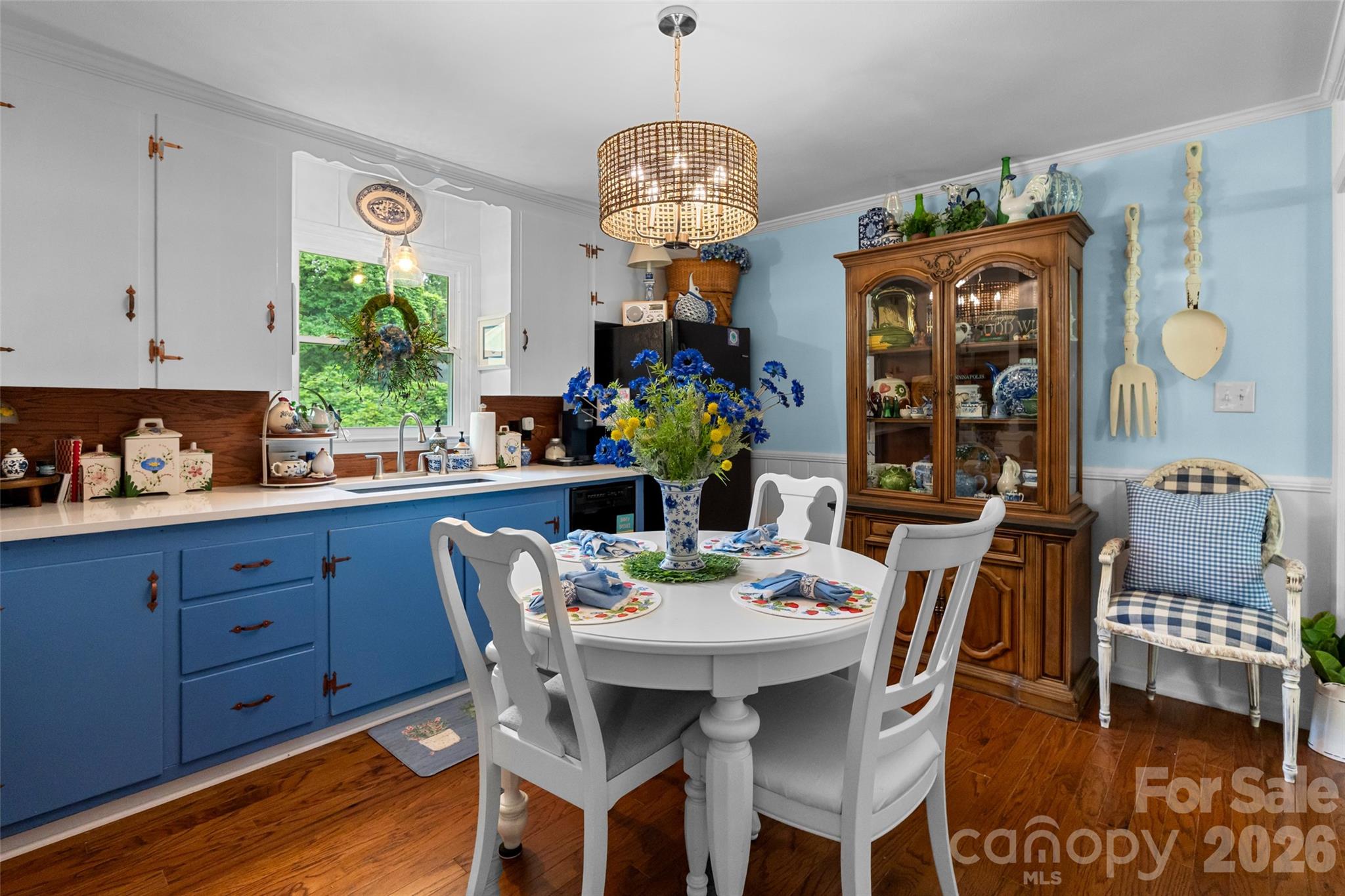 1101 Rosewood Avenue Property Photo 15