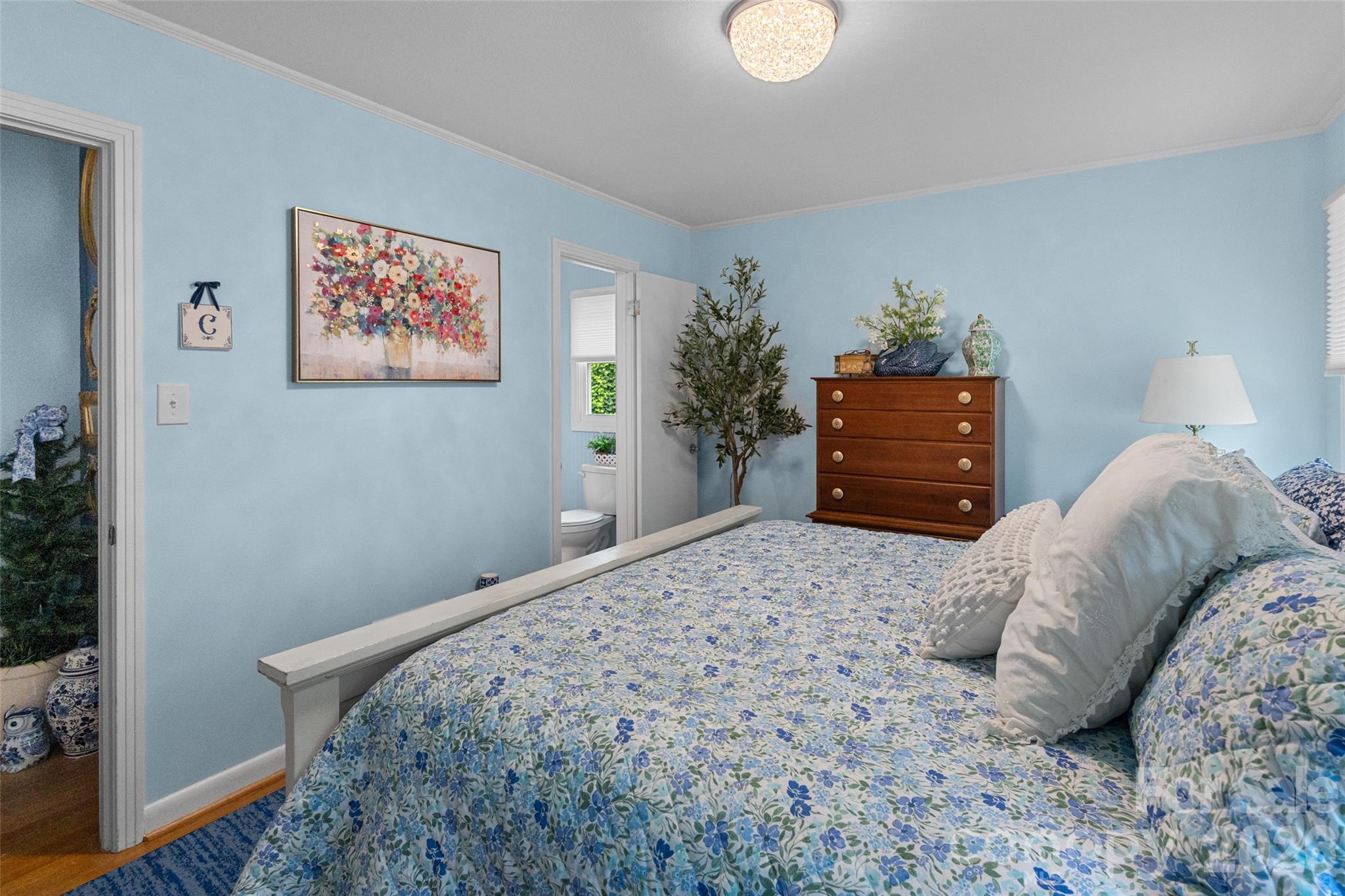 1101 Rosewood Avenue Property Photo 18