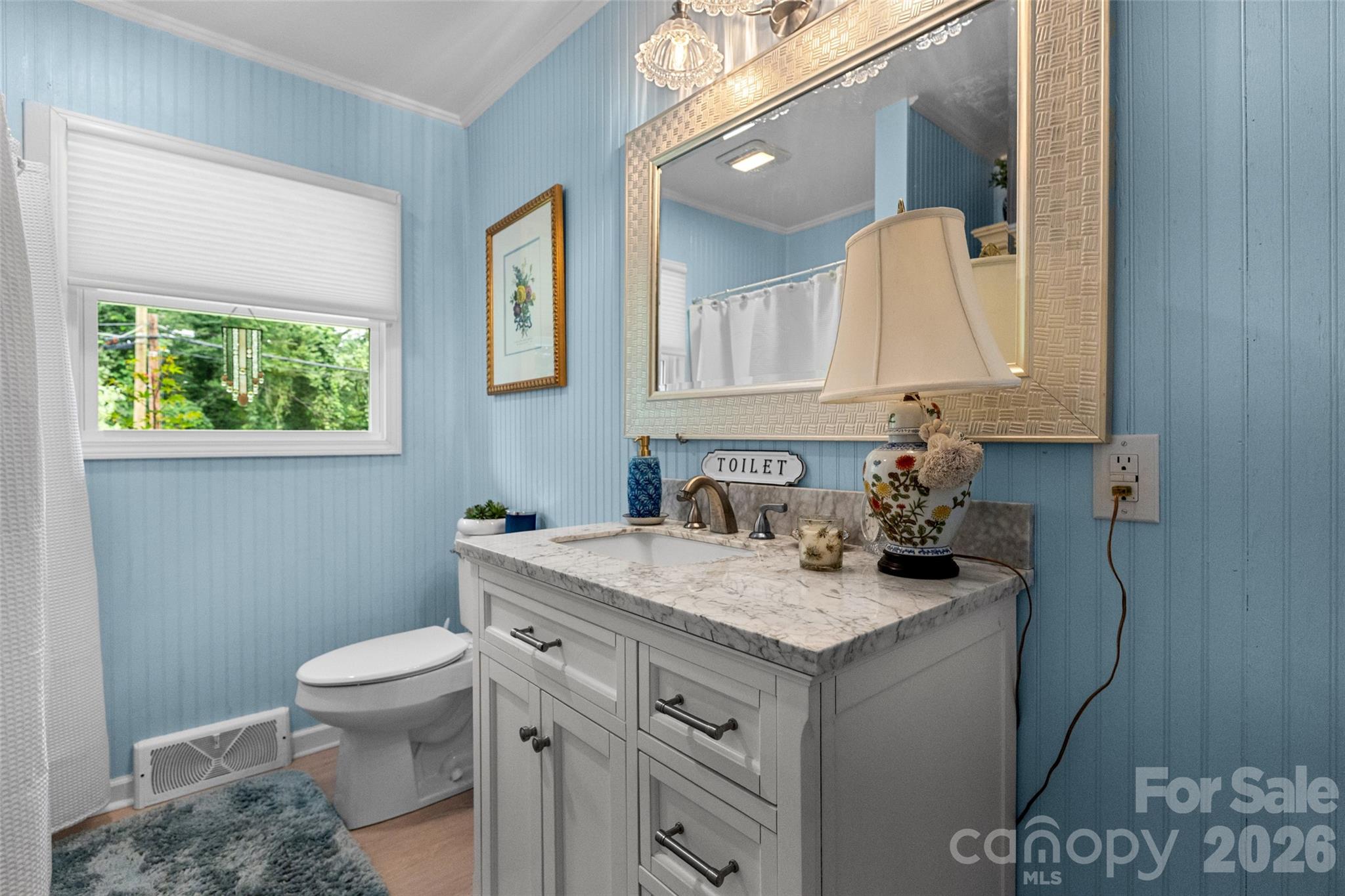 1101 Rosewood Avenue Property Photo 25