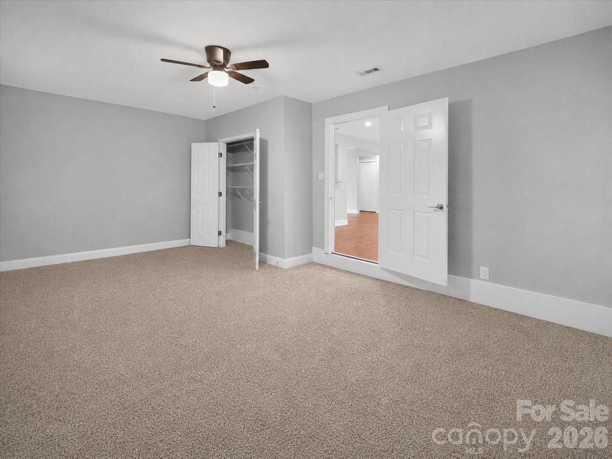 1926 Tyvola Road Property Photo 14