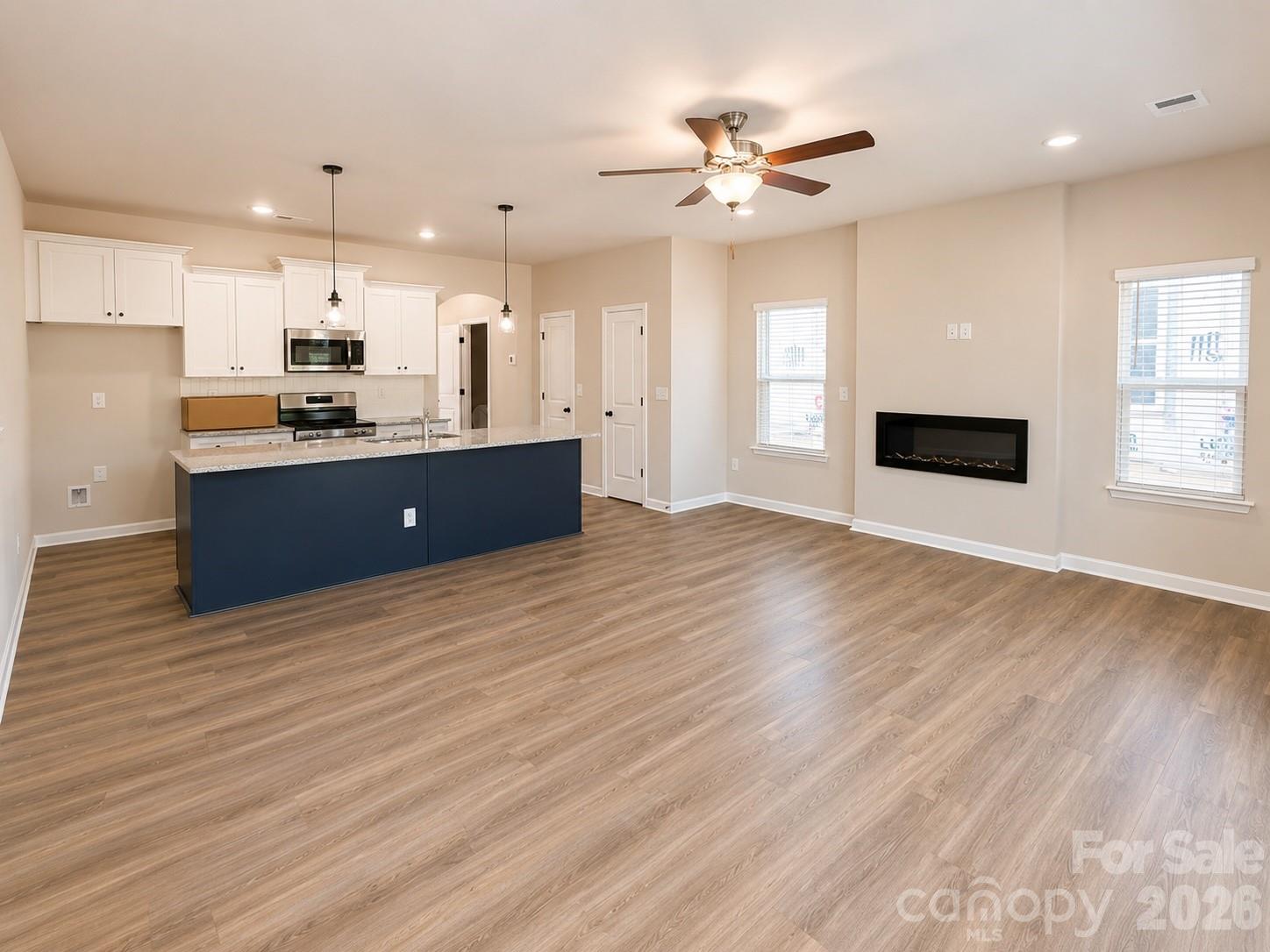 5941 Wallace Avenue Property Photo 3