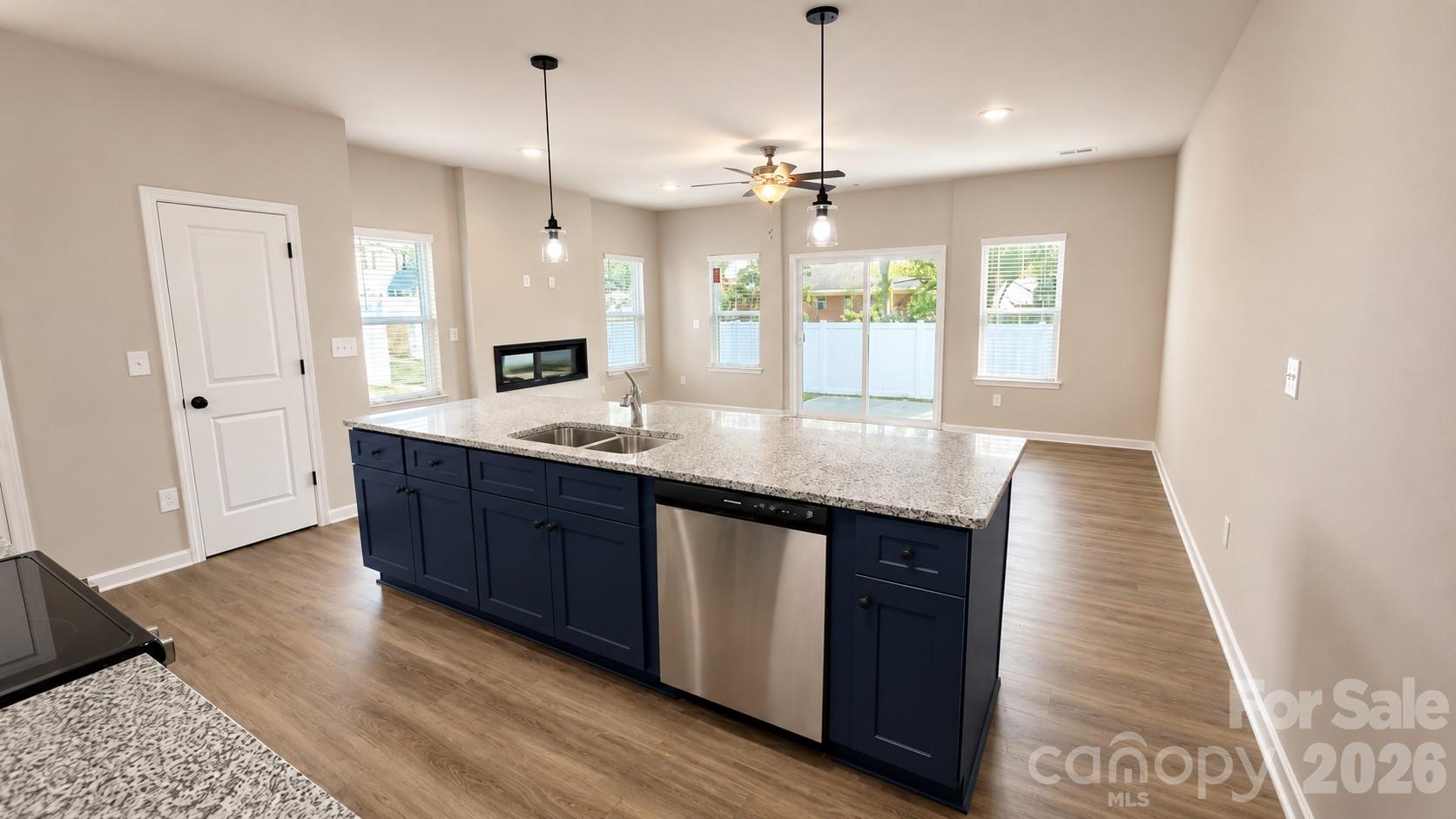 5941 Wallace Avenue Property Photo 6