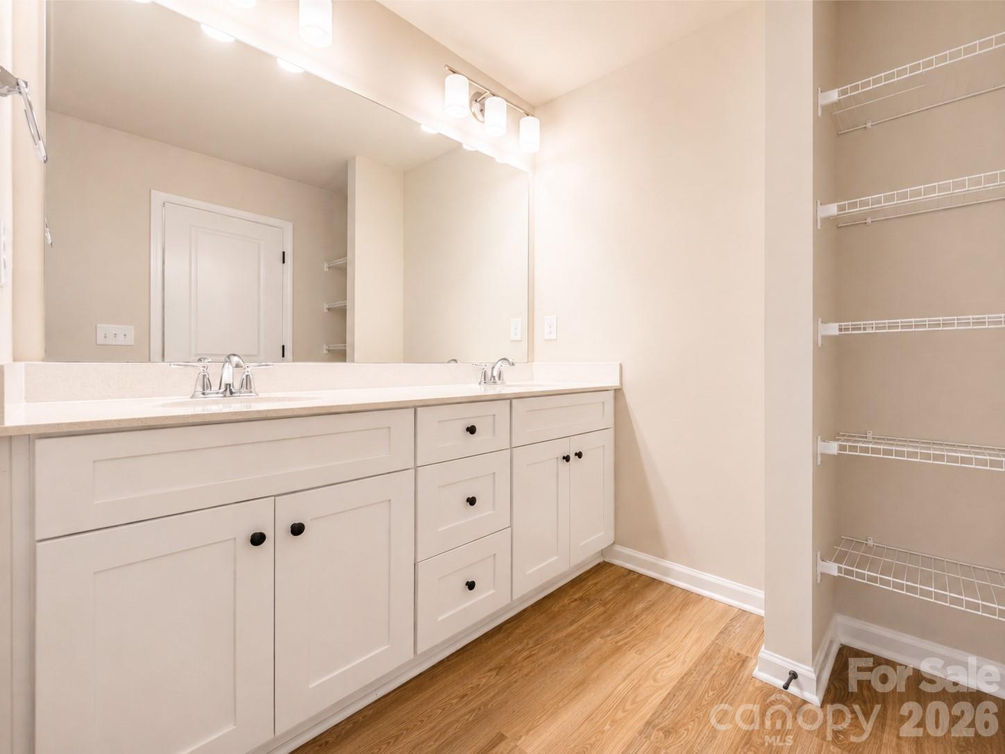 5941 Wallace Avenue Property Photo 14