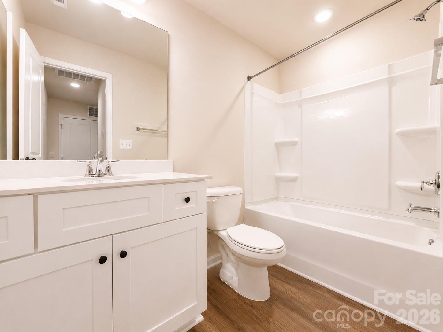 5941 Wallace Avenue Property Photo 23