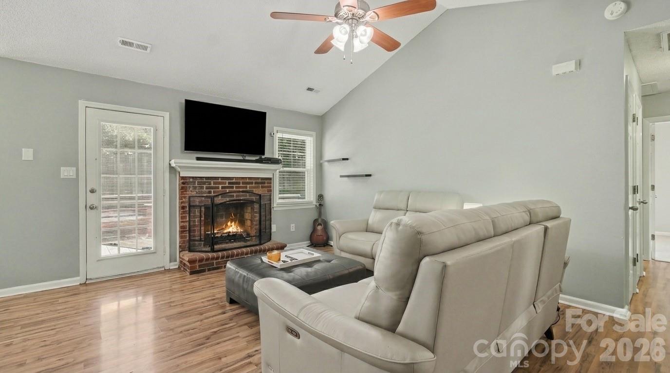 5002 Morning Dew Lane Property Photo 7