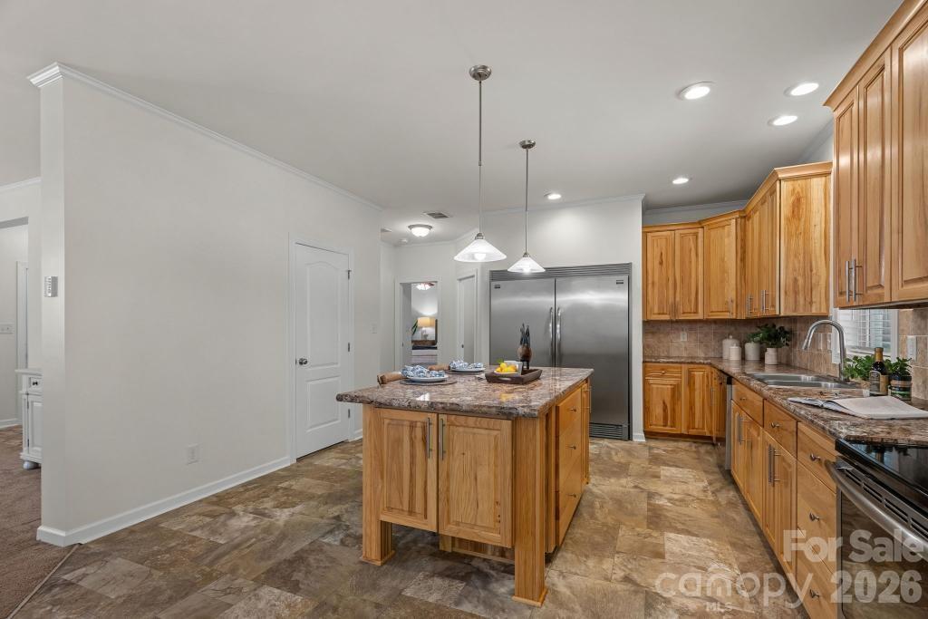 10429 Starwood Drive Property Photo 12