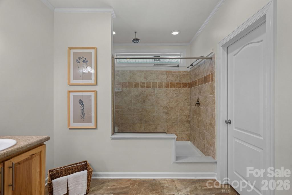 10429 Starwood Drive Property Photo 16