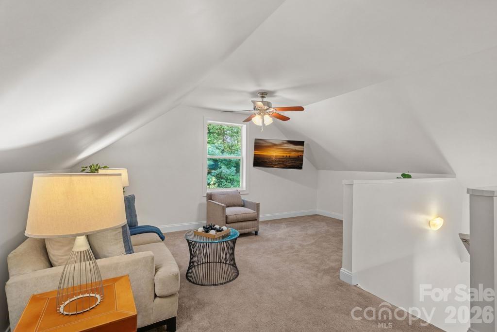 10429 Starwood Drive Property Photo 25