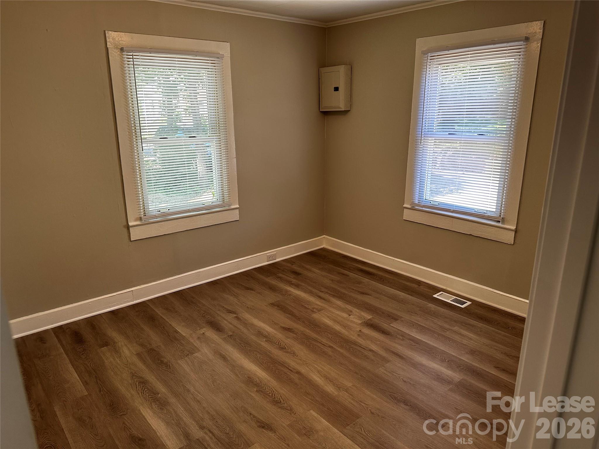 603 Robbins Street Property Photo 11
