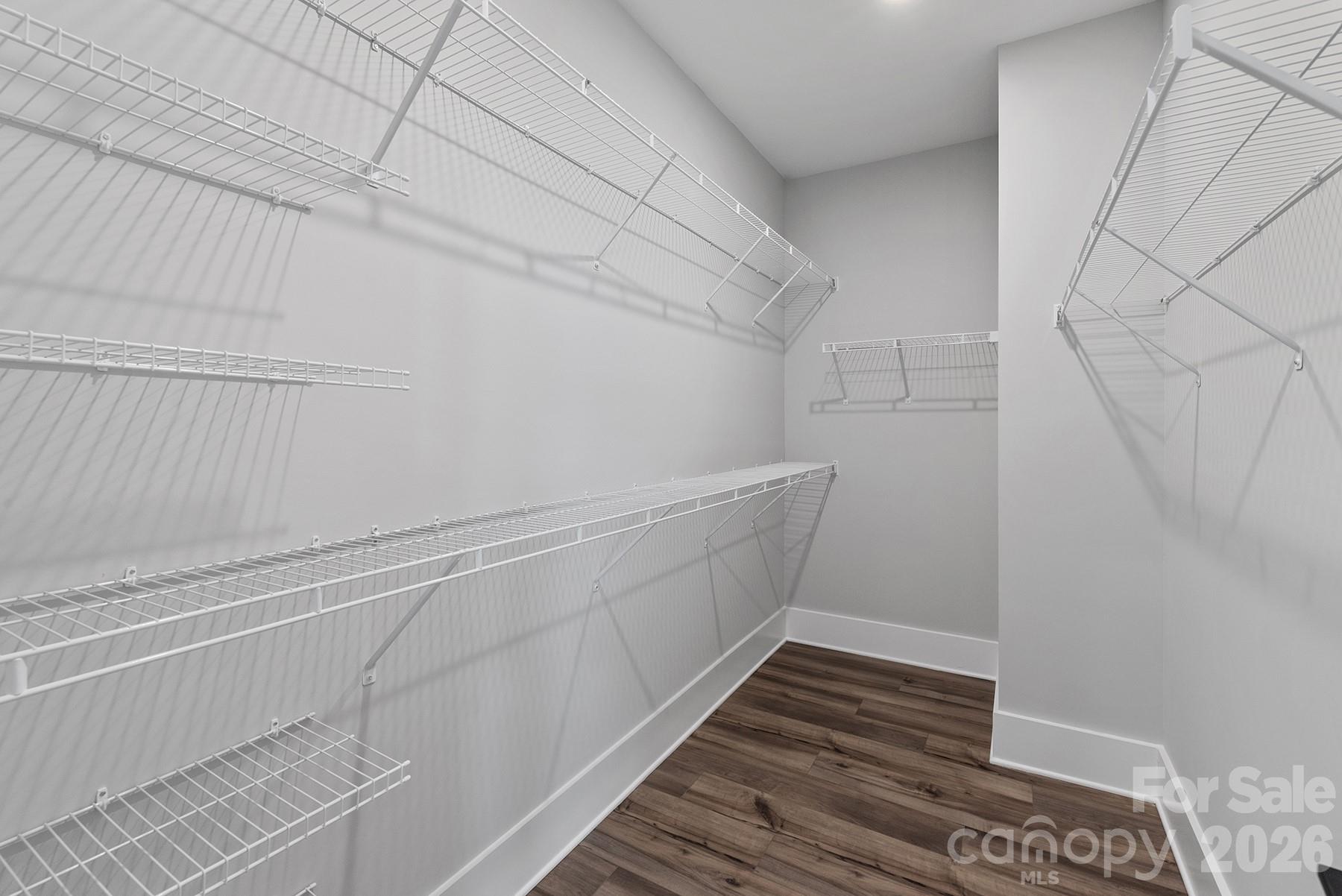 1658 Dresden Drive Property Photo 21