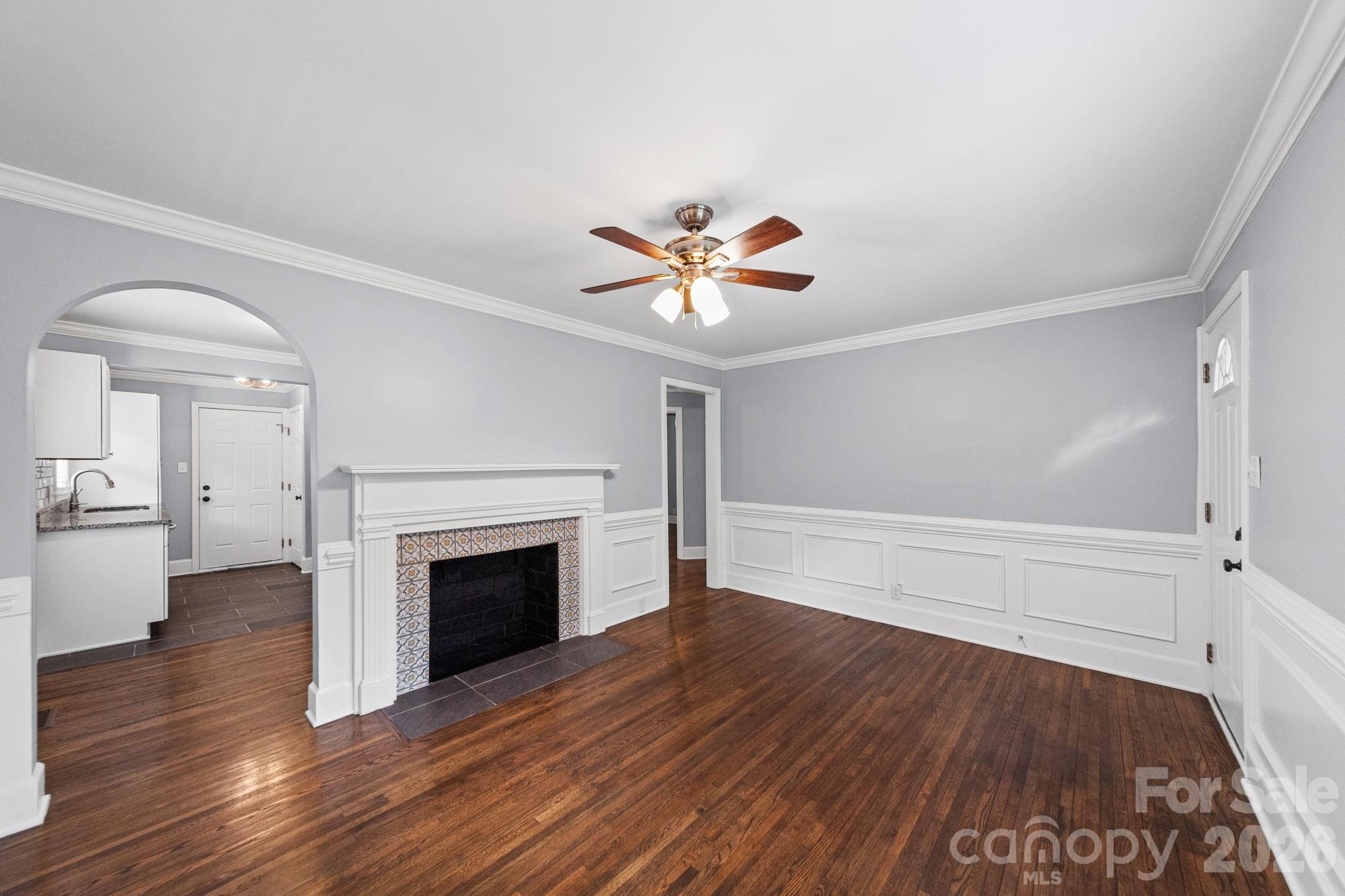 3137 Mathis Drive Property Photo 4