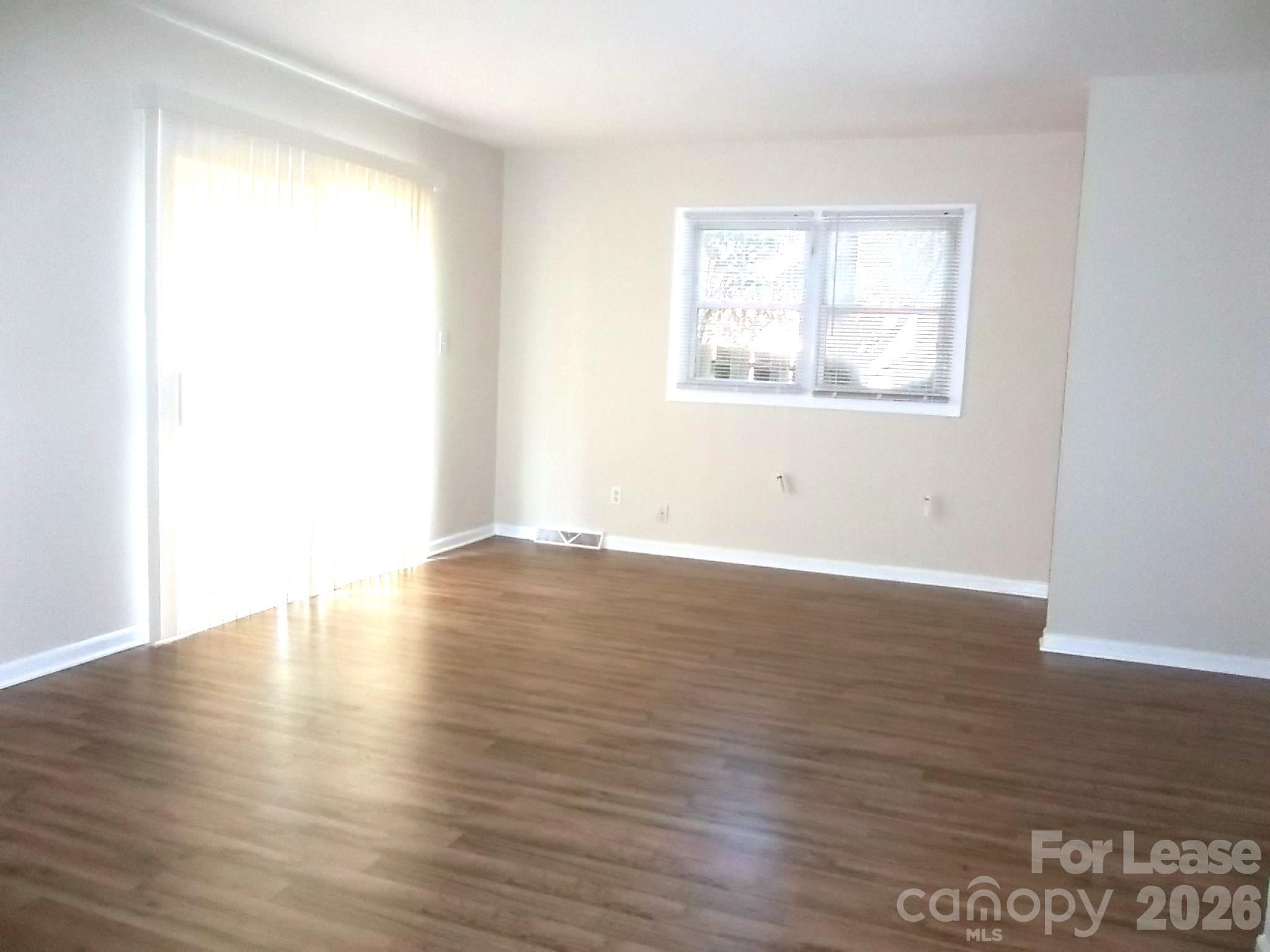 4024 Rosehaven Drive Property Photo 6