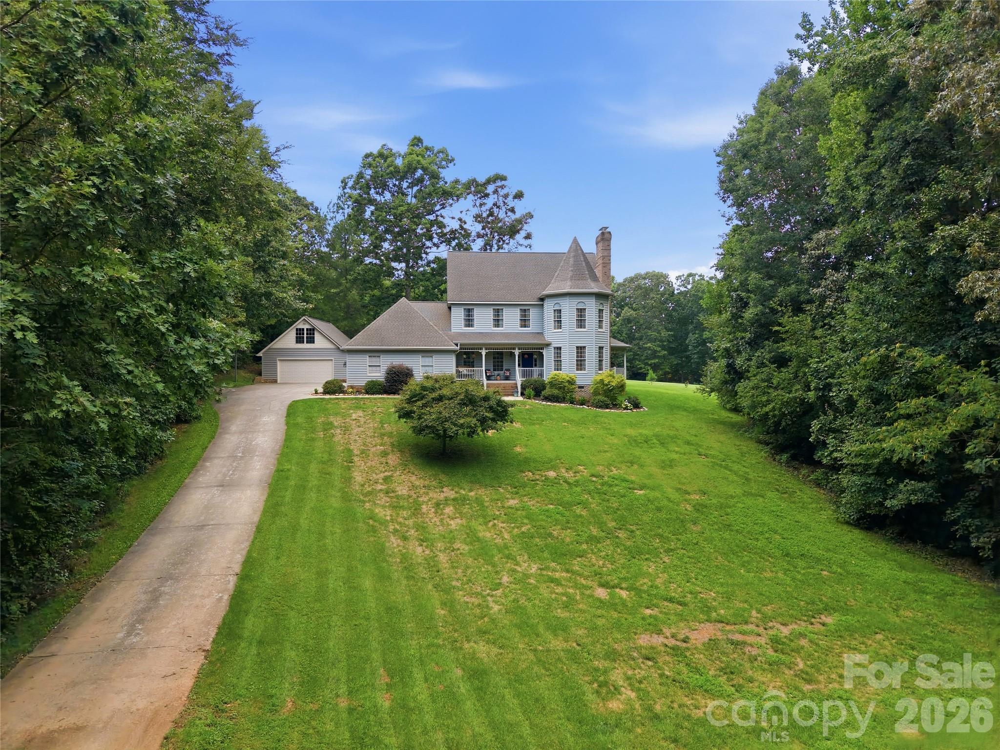 132 Chippewa Trail Property Photo 2
