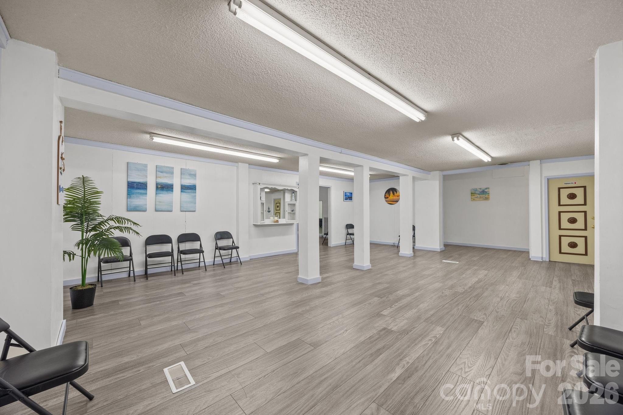 1108 S Salisbury Avenue Property Photo 16
