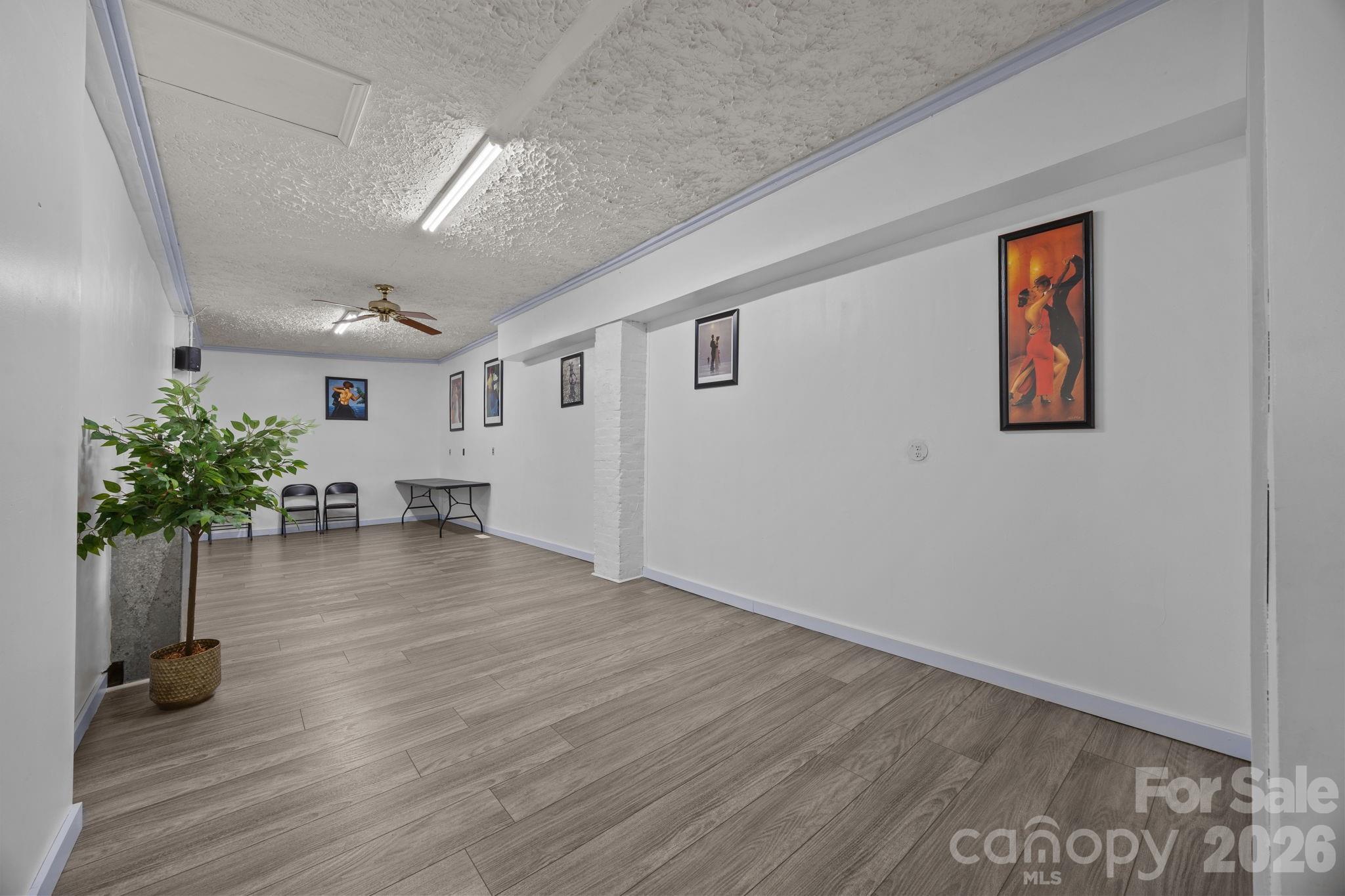 1108 S Salisbury Avenue Property Photo 19