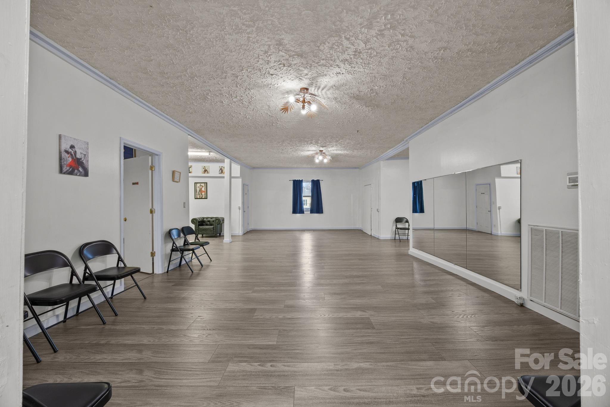 1108 S Salisbury Avenue Property Photo 22