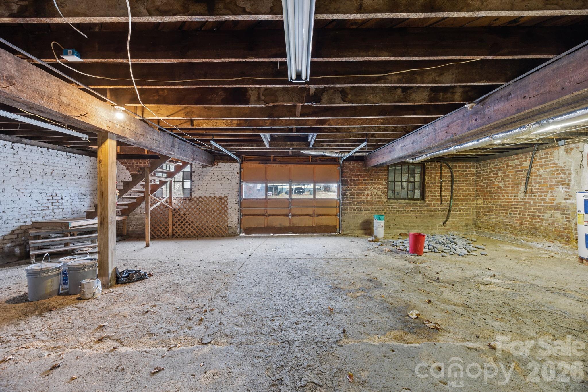 1108 S Salisbury Avenue Property Photo 28