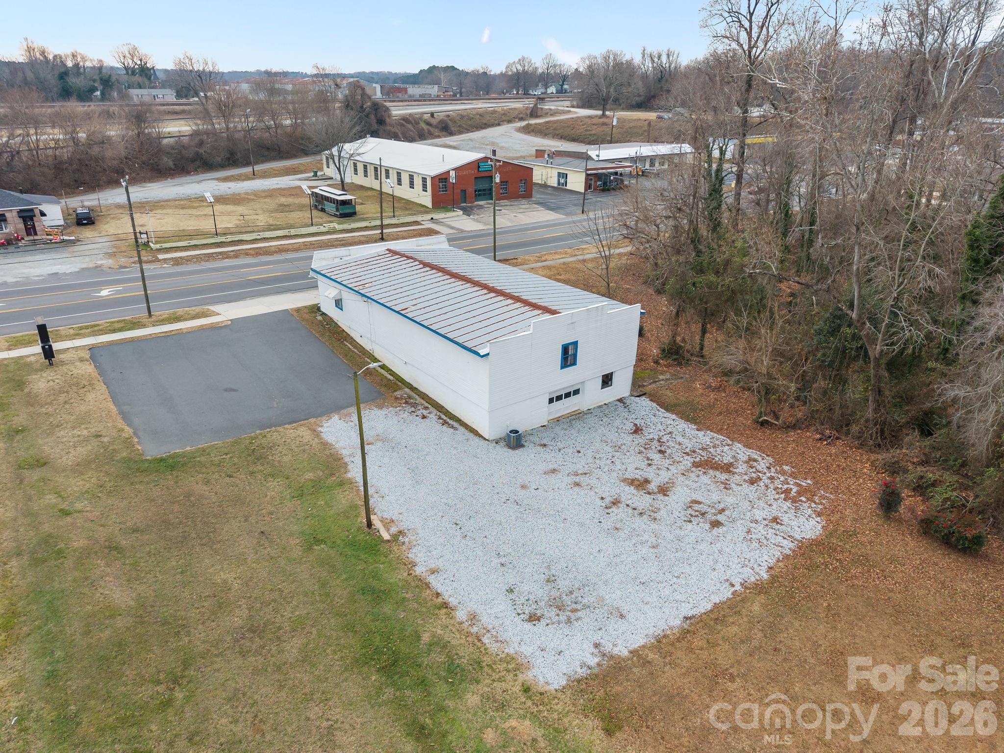 1108 S Salisbury Avenue Property Photo 38