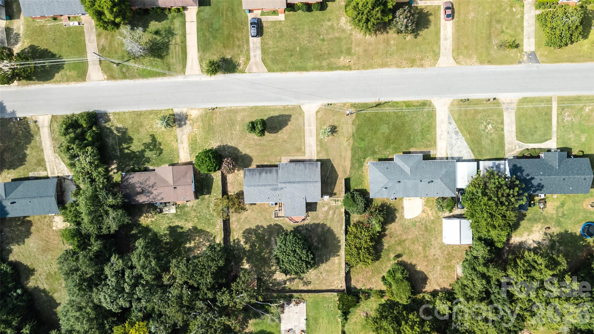 5426 Oakcrest Road Property Photo 5