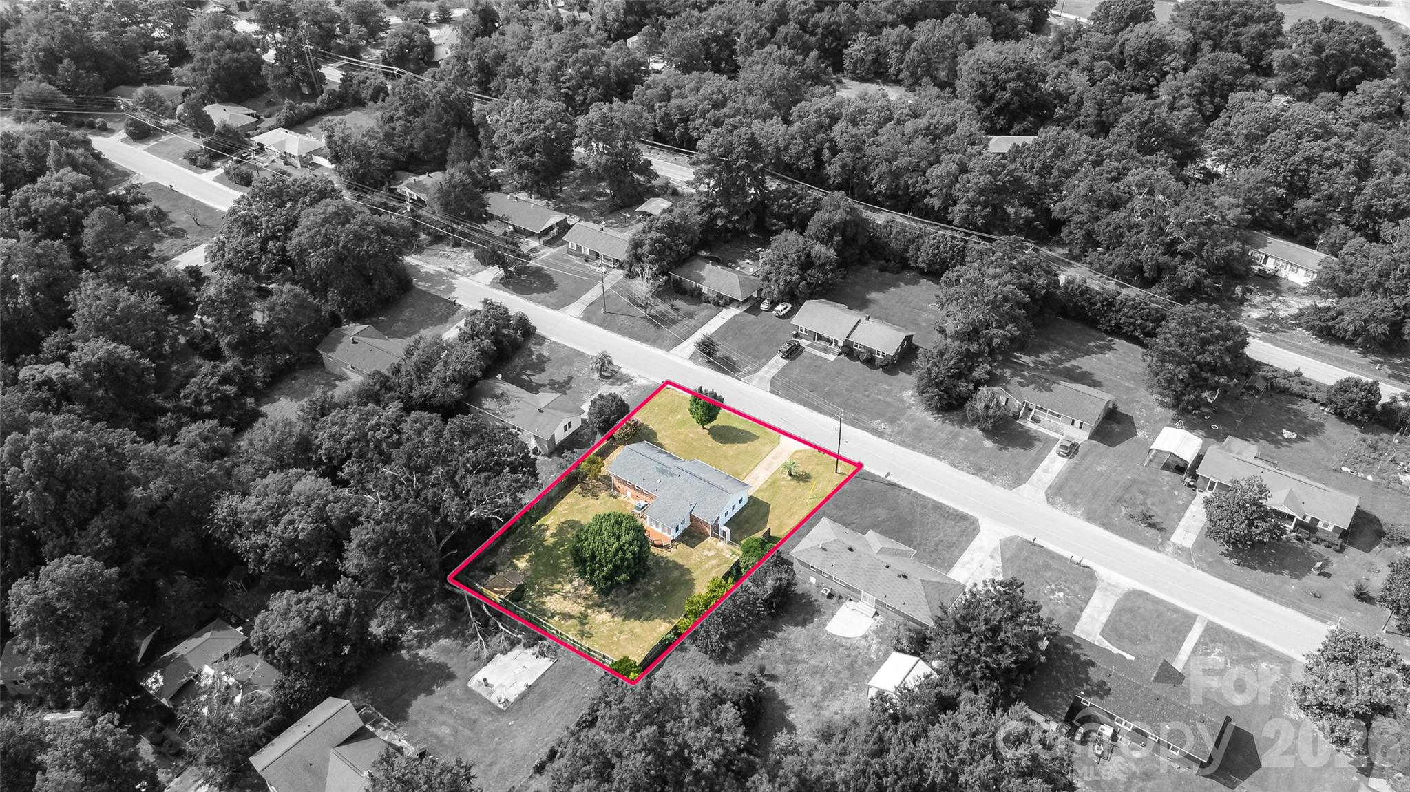 5426 Oakcrest Road Property Photo 12