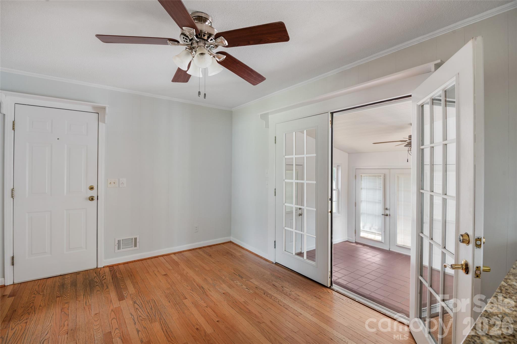 5426 Oakcrest Road Property Photo 26