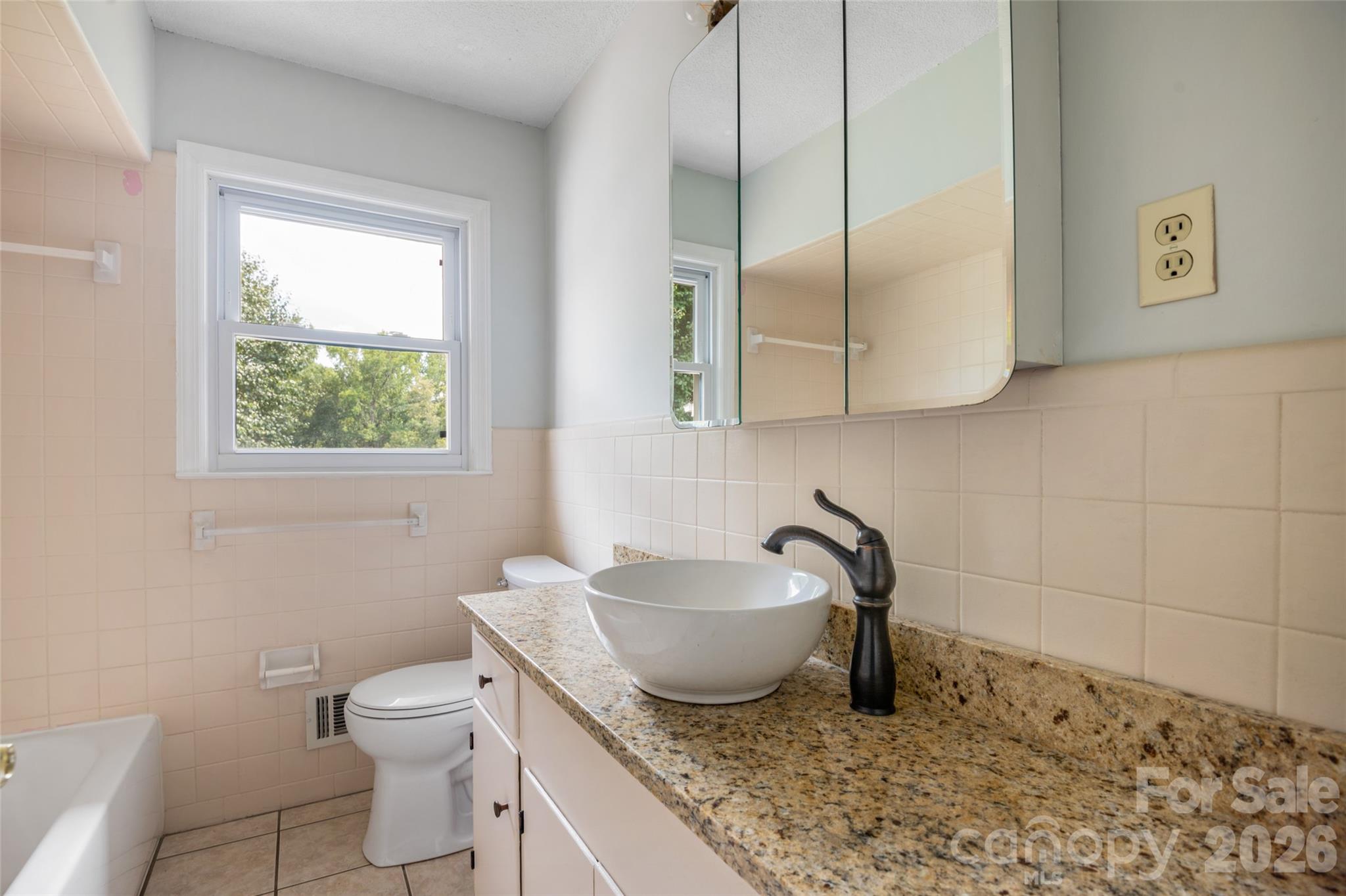 5426 Oakcrest Road Property Photo 29