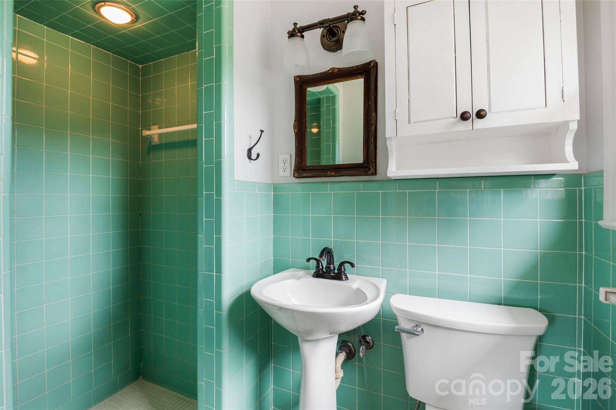 5426 Oakcrest Road Property Photo 35