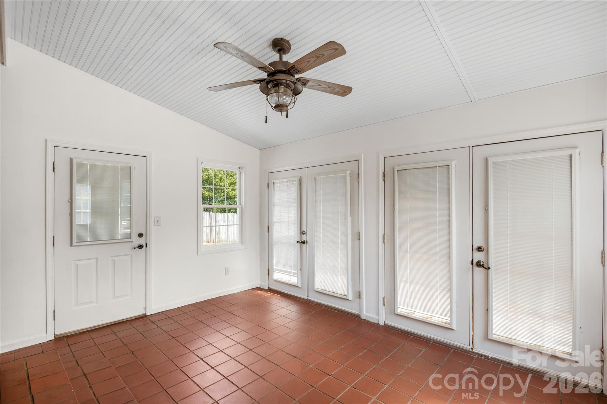 5426 Oakcrest Road Property Photo 37