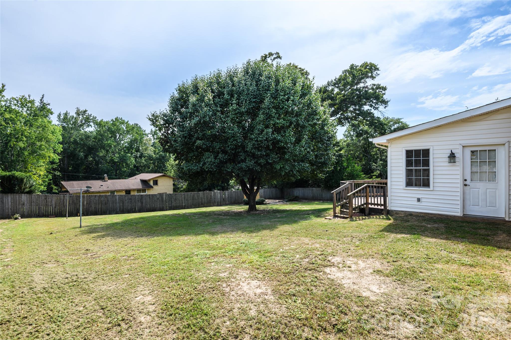 5426 Oakcrest Road Property Photo 43