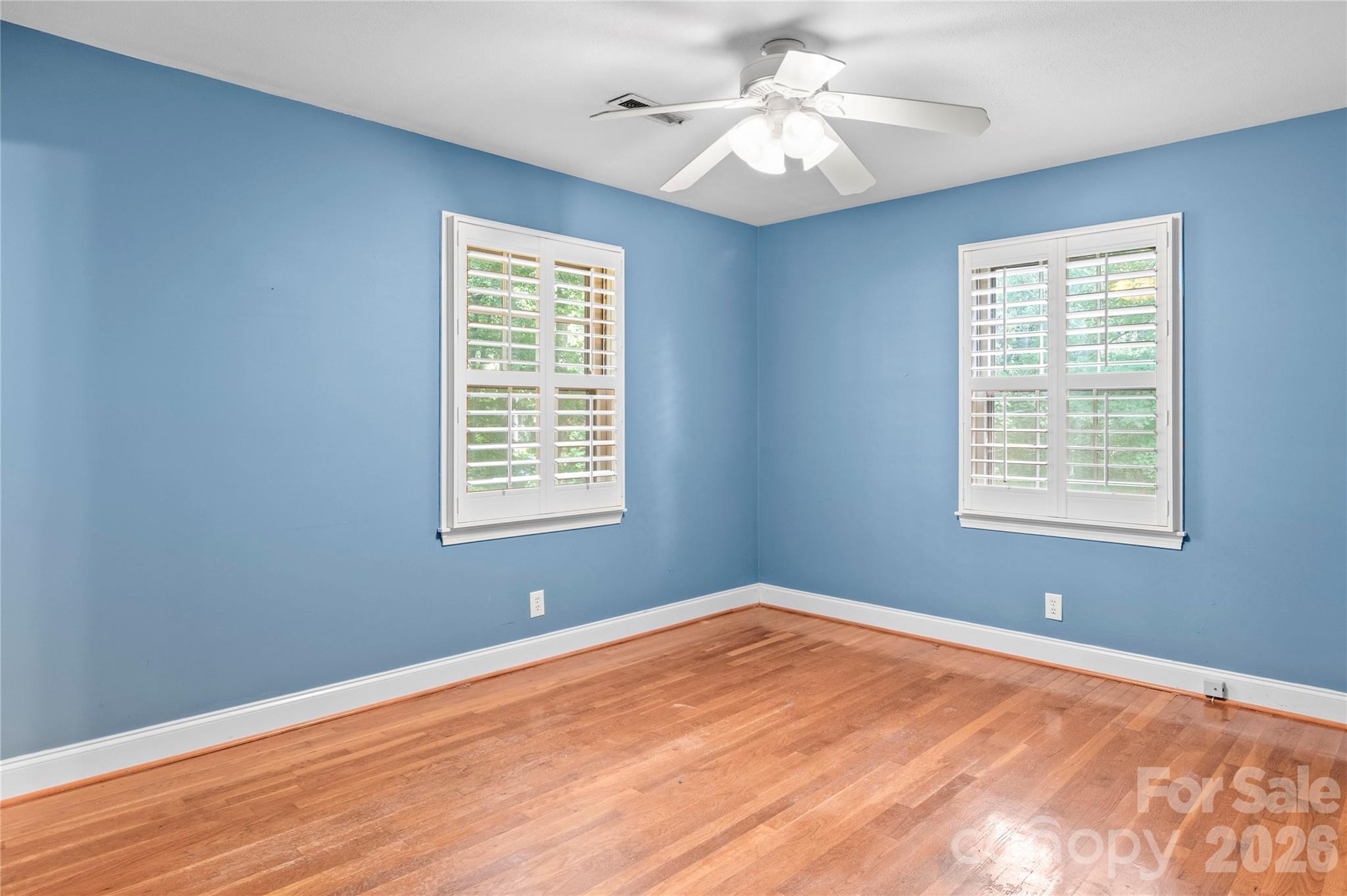 560 Kelway Place Property Photo 19