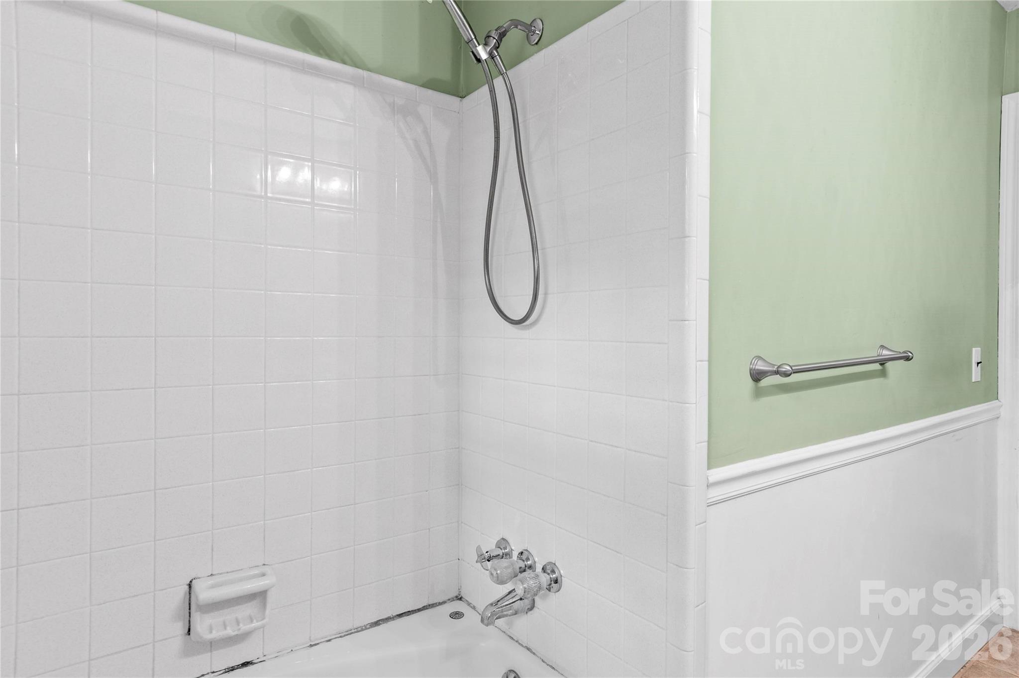 560 Kelway Place Property Photo 25