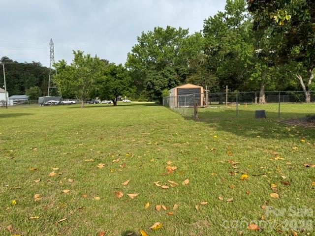 393 Hands Mill Highway Property Photo 1