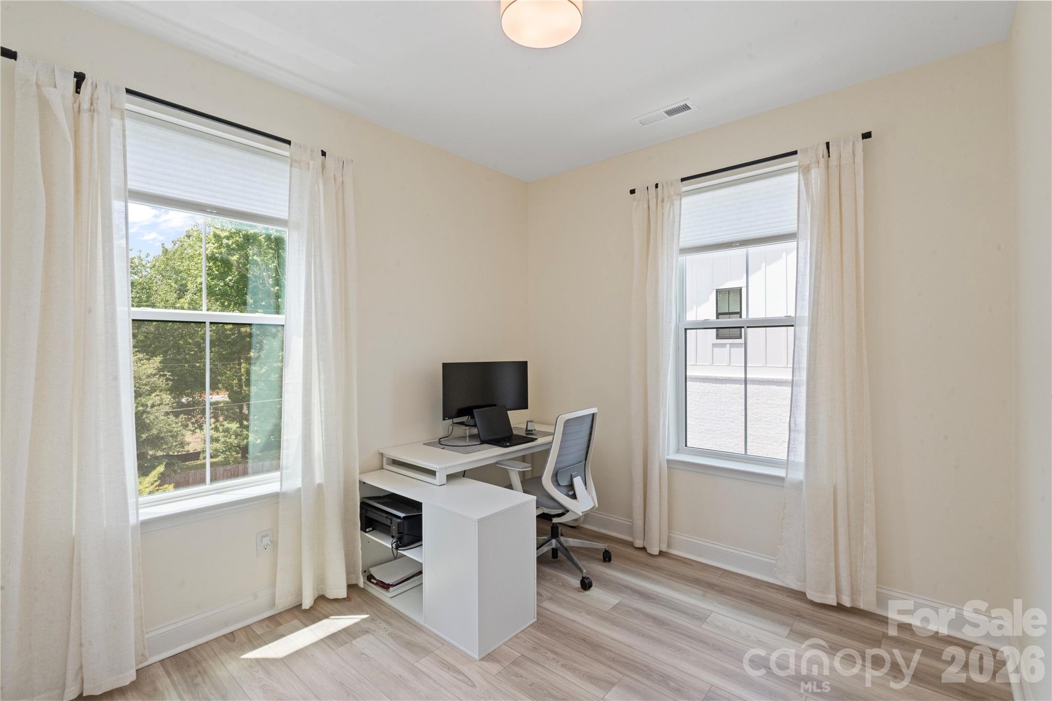 2414 Magnolia Blossom Way Property Photo 40