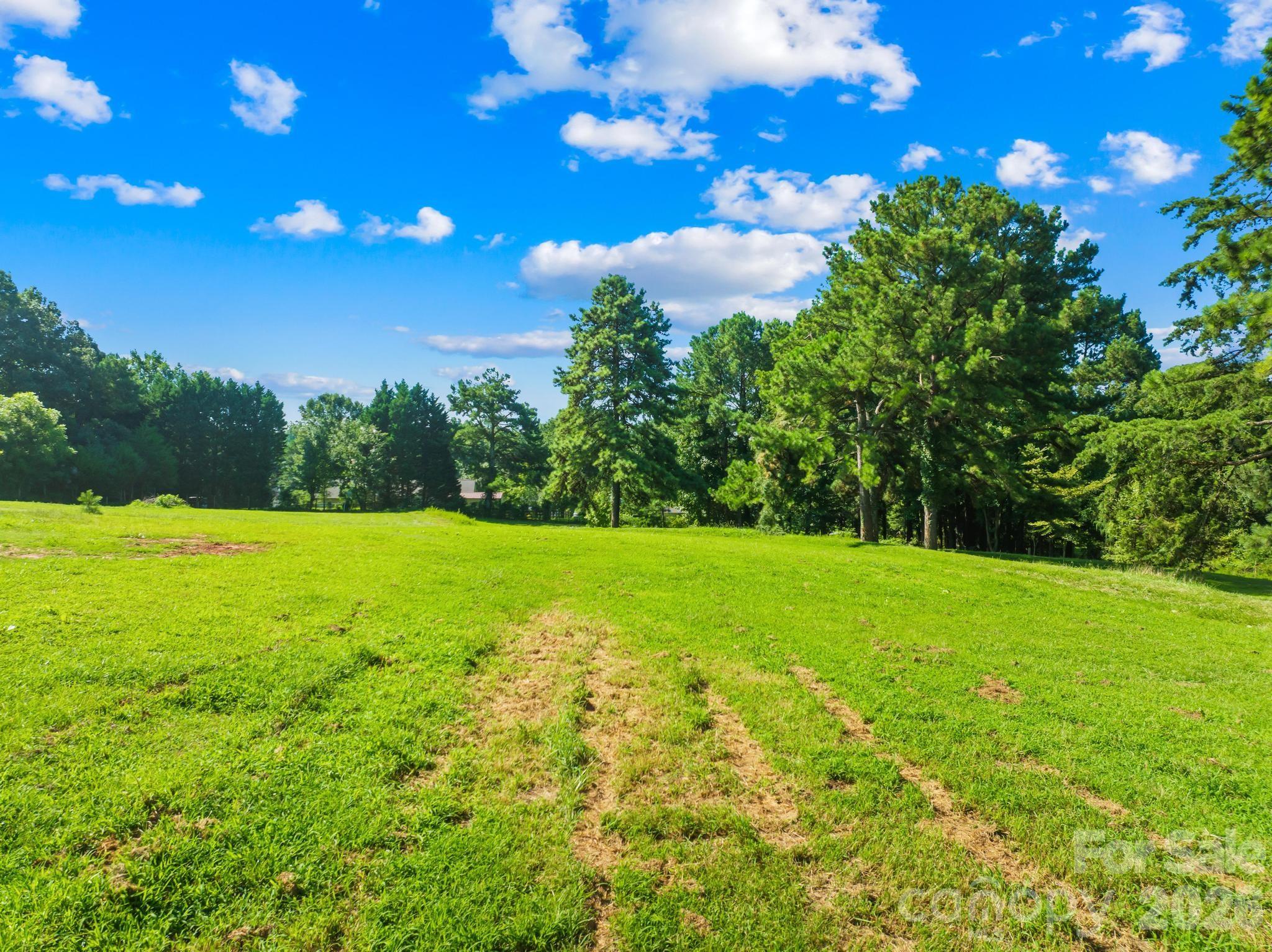 325 Big Indian Loop Property Photo 18