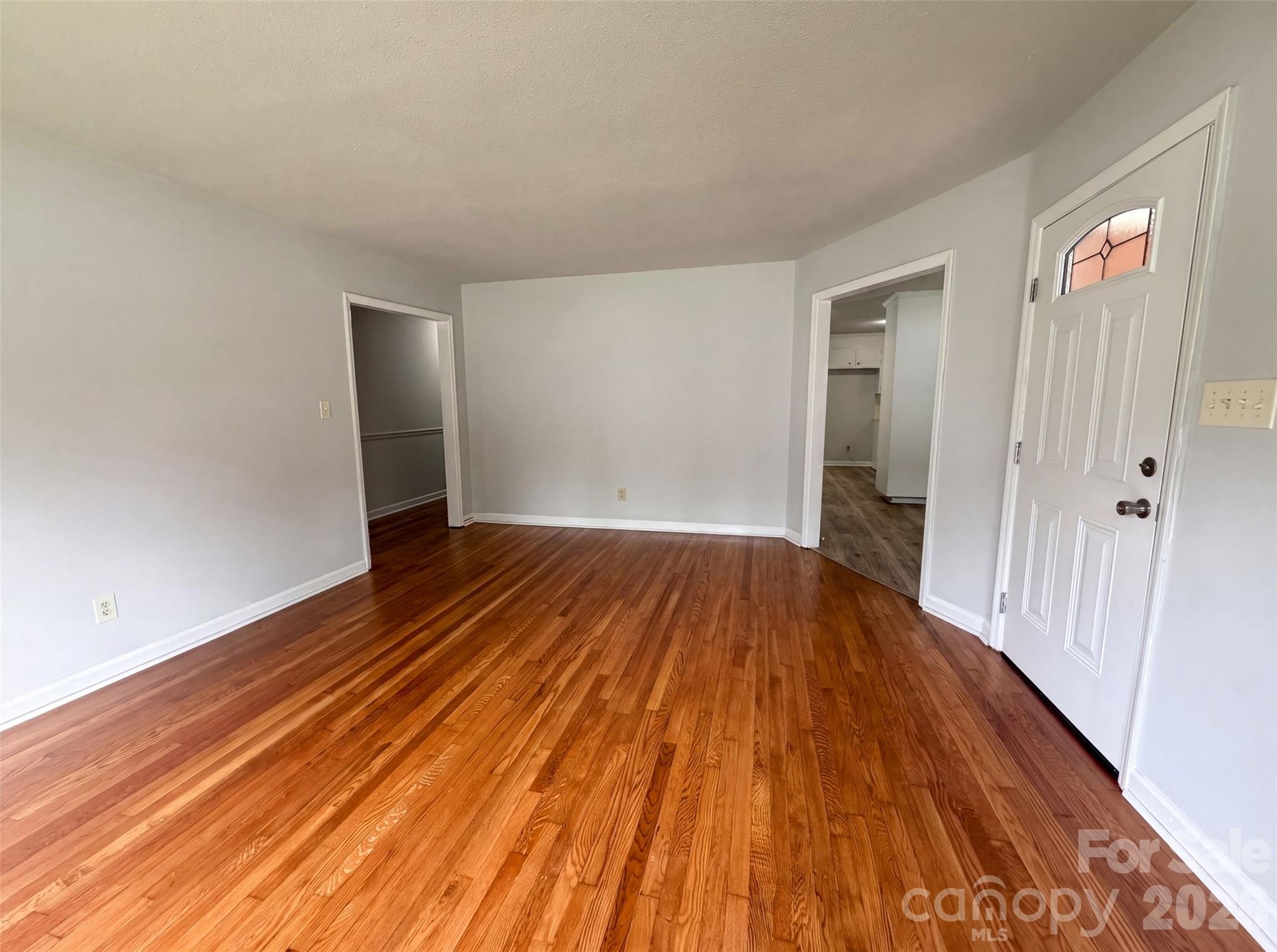 1951 Taylor Drive Property Photo 6